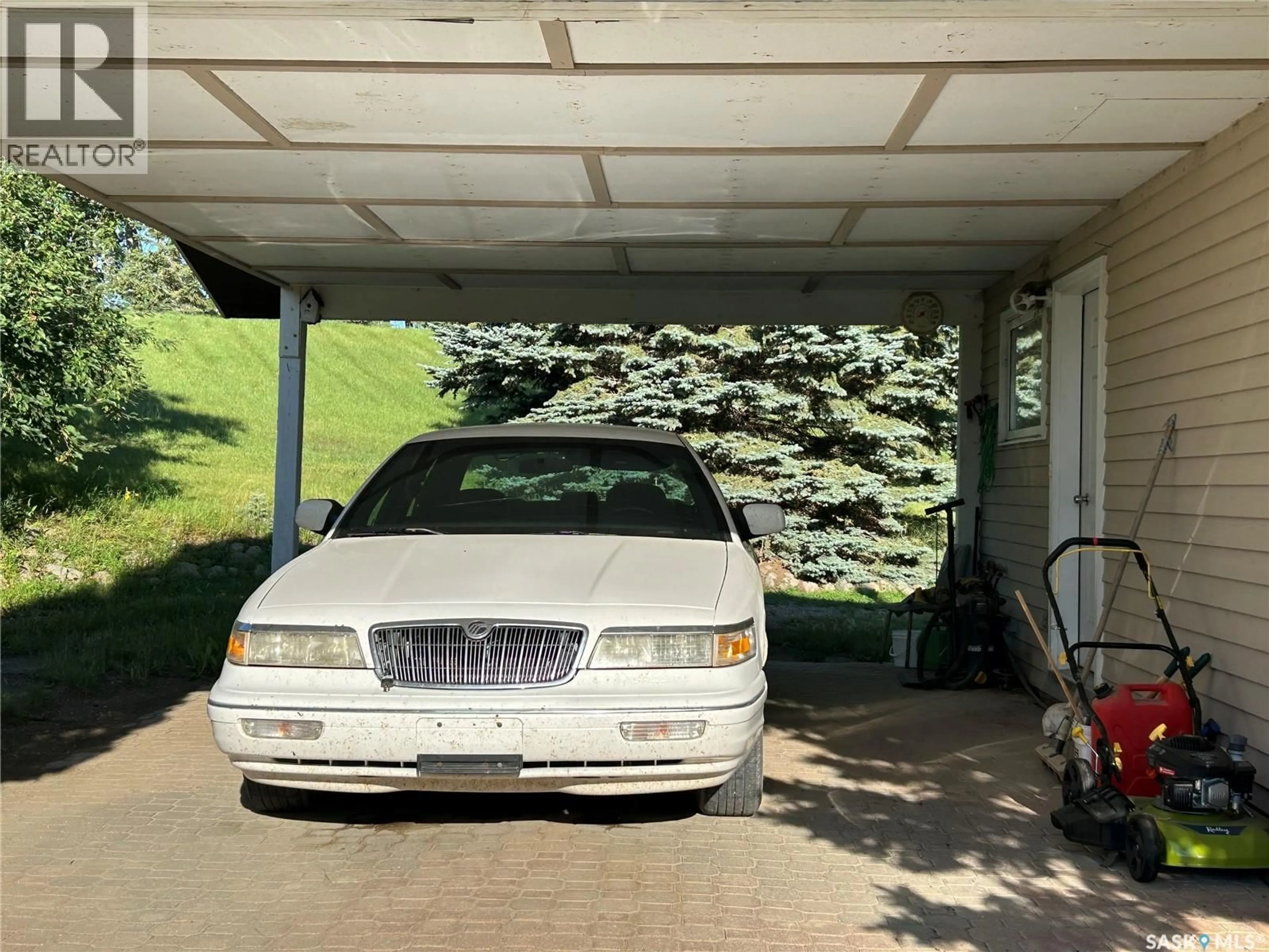 Indoor garage for RM of Mount Pleasant No. 2 - Glen Ewen ACREAGE, Mount Pleasant  Rm No. 2 Saskatchewan S0C1C0