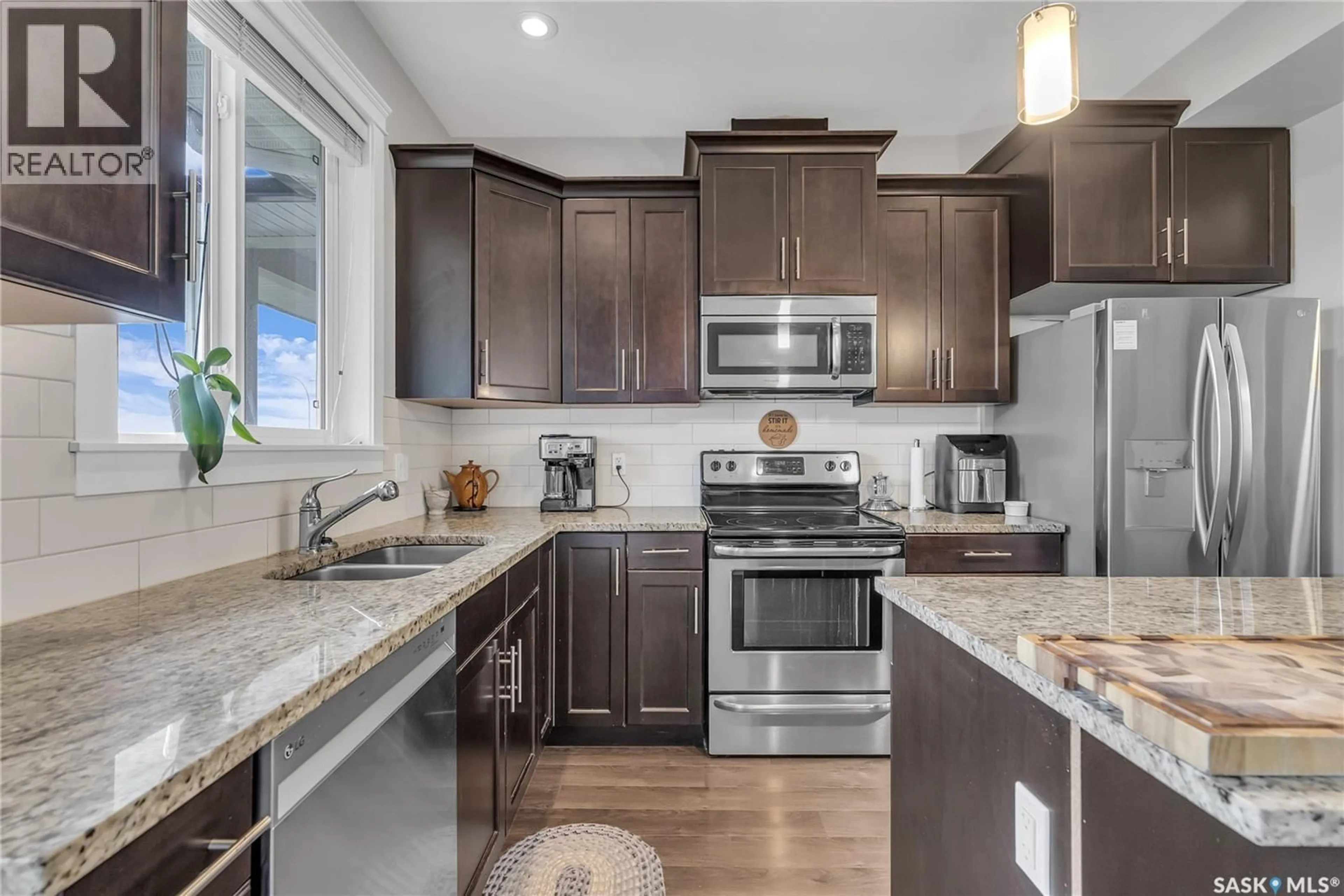 Open concept kitchen, unknown for 425 - 35 LANGER PLACE, Warman Saskatchewan S0K4S1