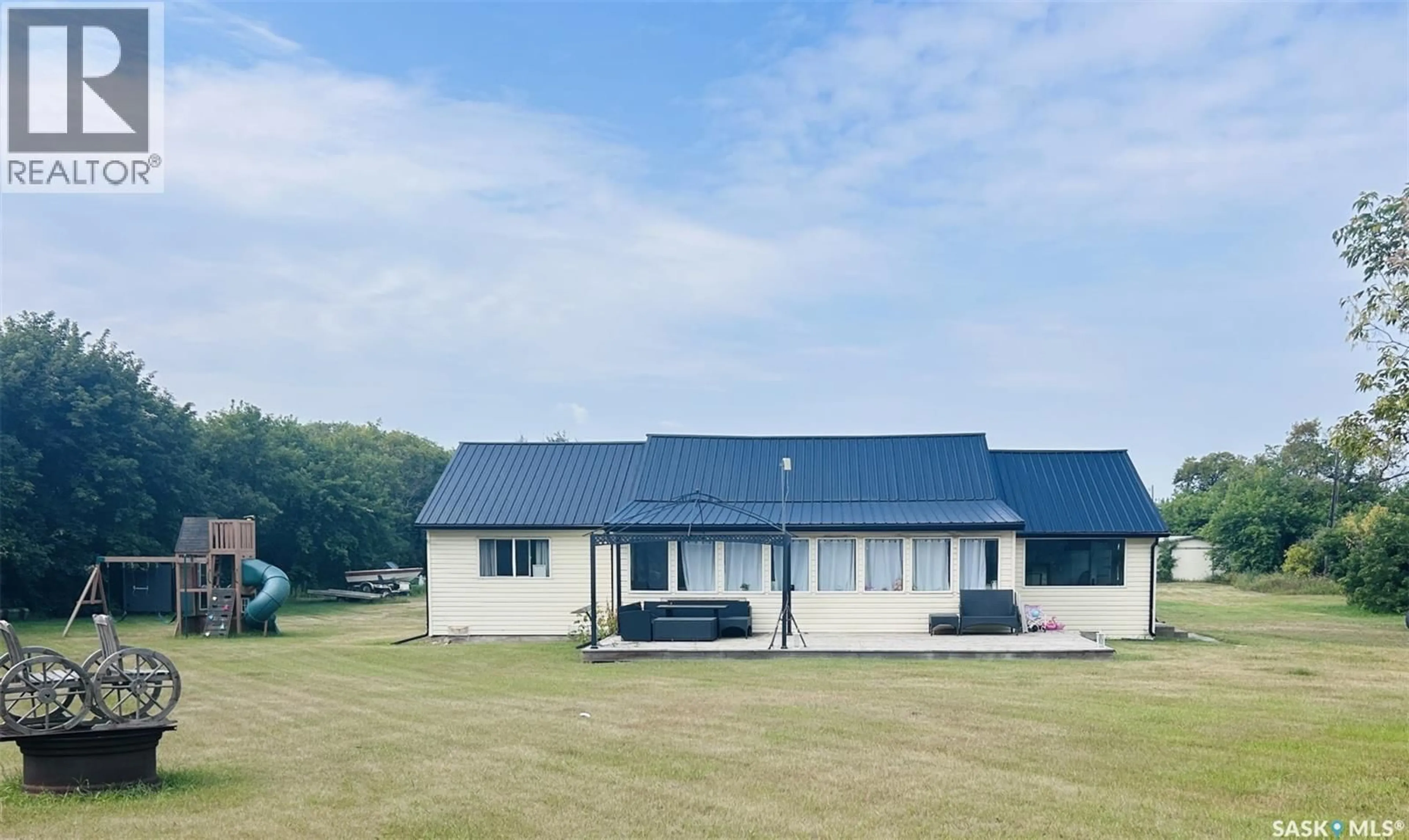 A pic from outside/outdoor area/front of a property/back of a property/a pic from drone, building for SMITH HONOROSKI ACREAGE, Leask Rm No. 464 Saskatchewan S0J2E0