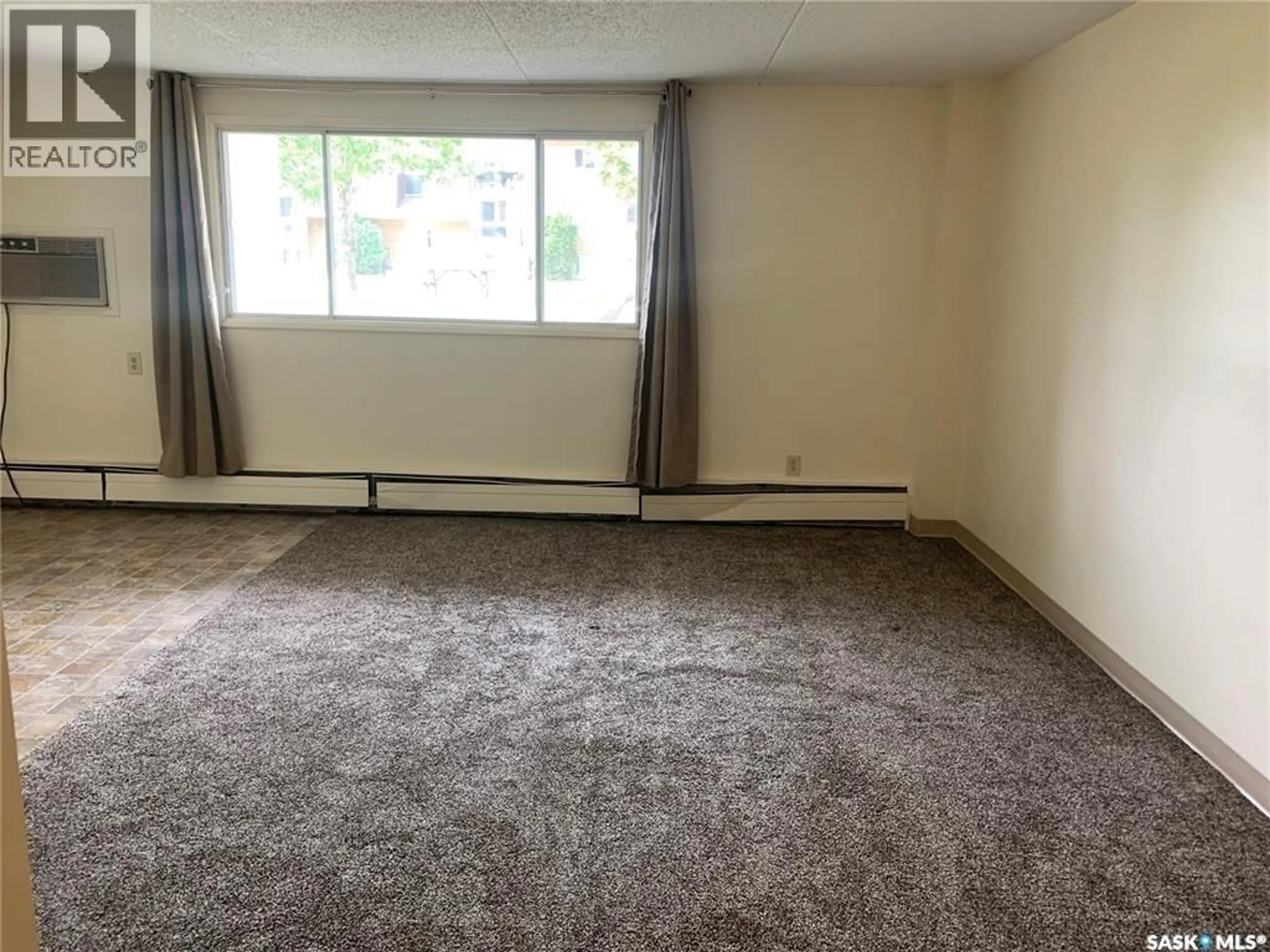 A pic of a room for 35 - 11 CENTENNIAL STREET, Regina Saskatchewan S4S6P8