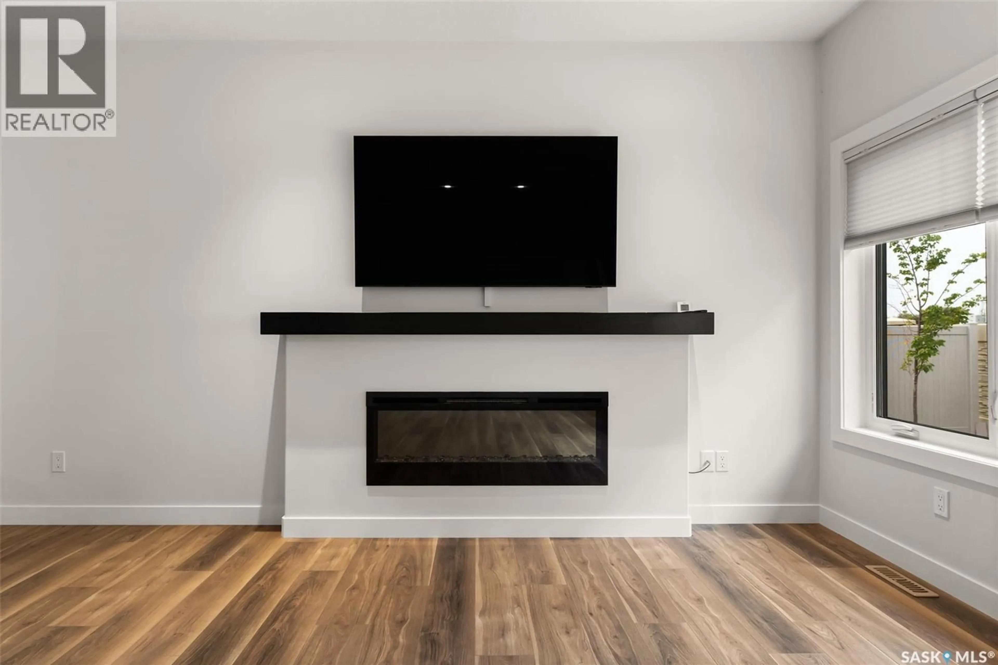 Home theater for 128 - 3960 GREEN FALLS DRIVE, Regina Saskatchewan S4V3T5