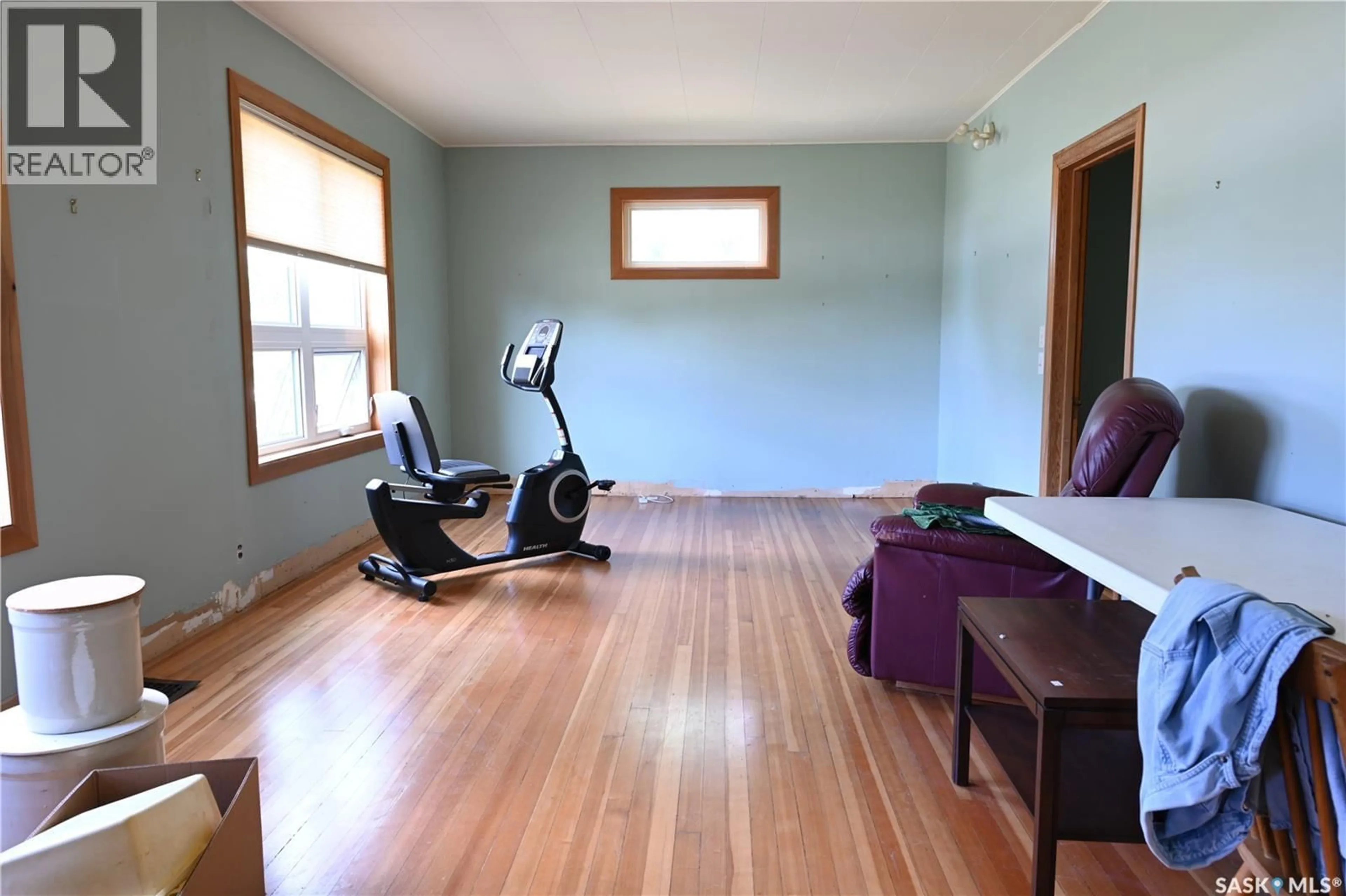 A pic of a room for 111 3RD AVENUE, Hanley Saskatchewan S0G2E0