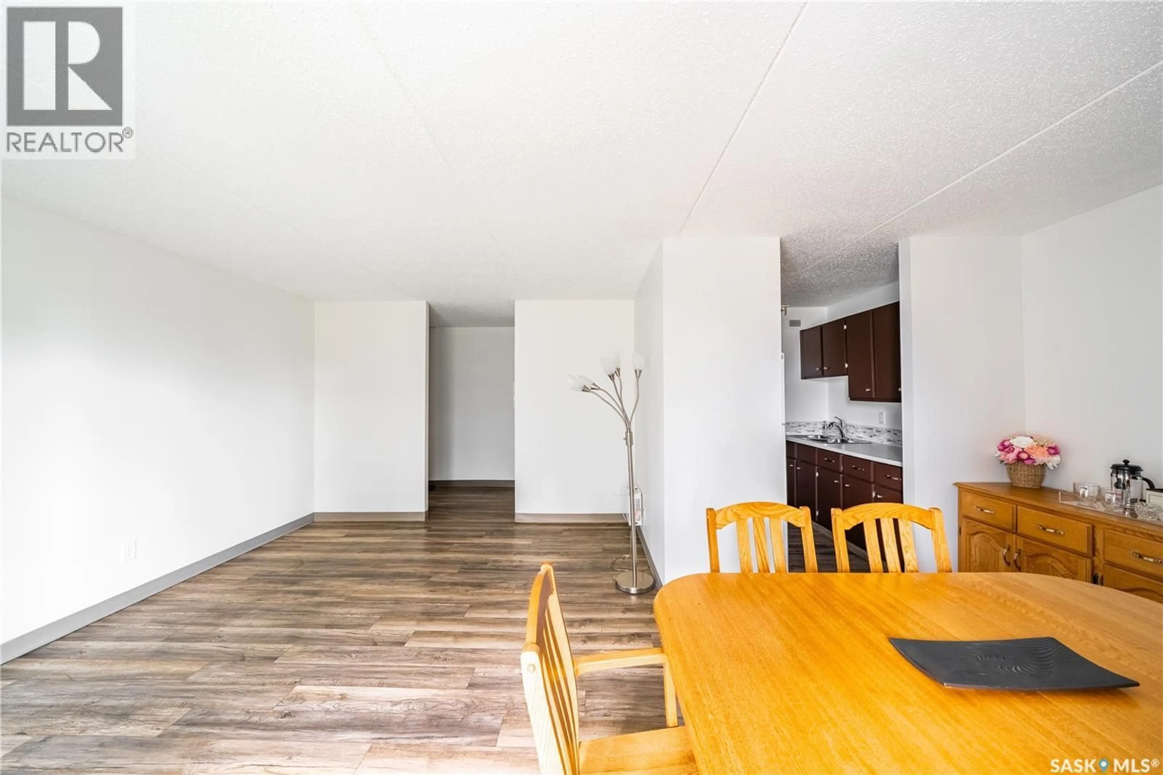 Unknown for 35 - 21 CENTENNIAL STREET, Regina Saskatchewan S4N6P8