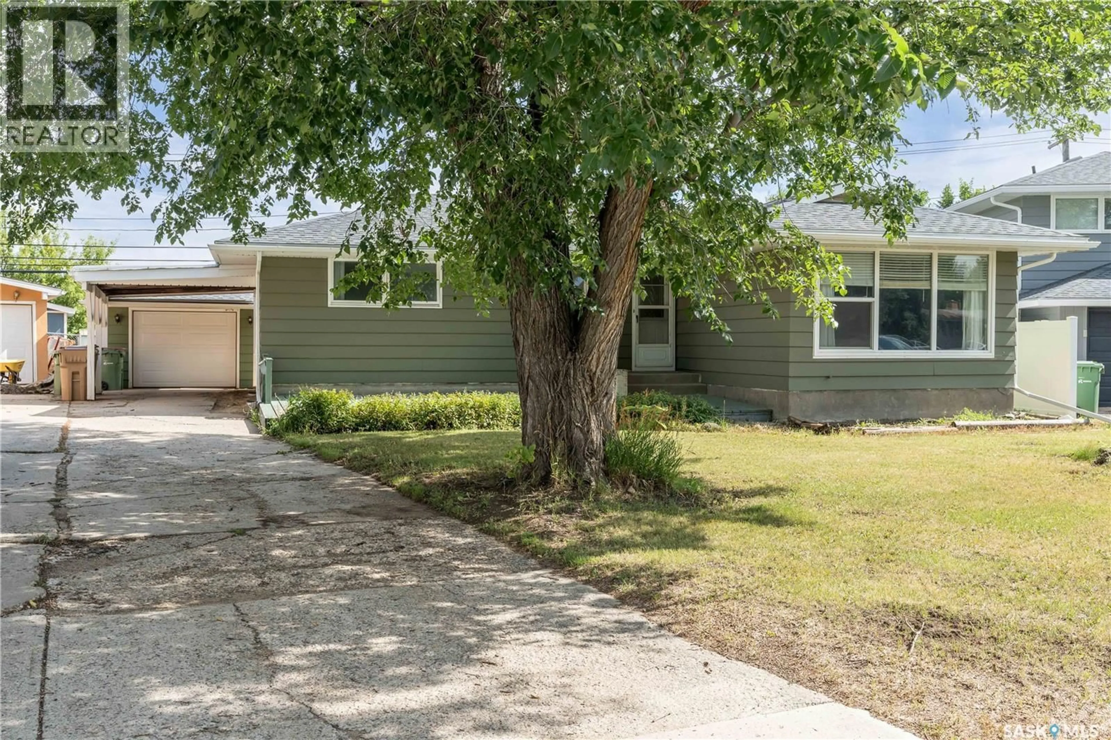 Home with vinyl exterior material, street for 98 MILLAR CRESCENT, Regina Saskatchewan S4S1N4
