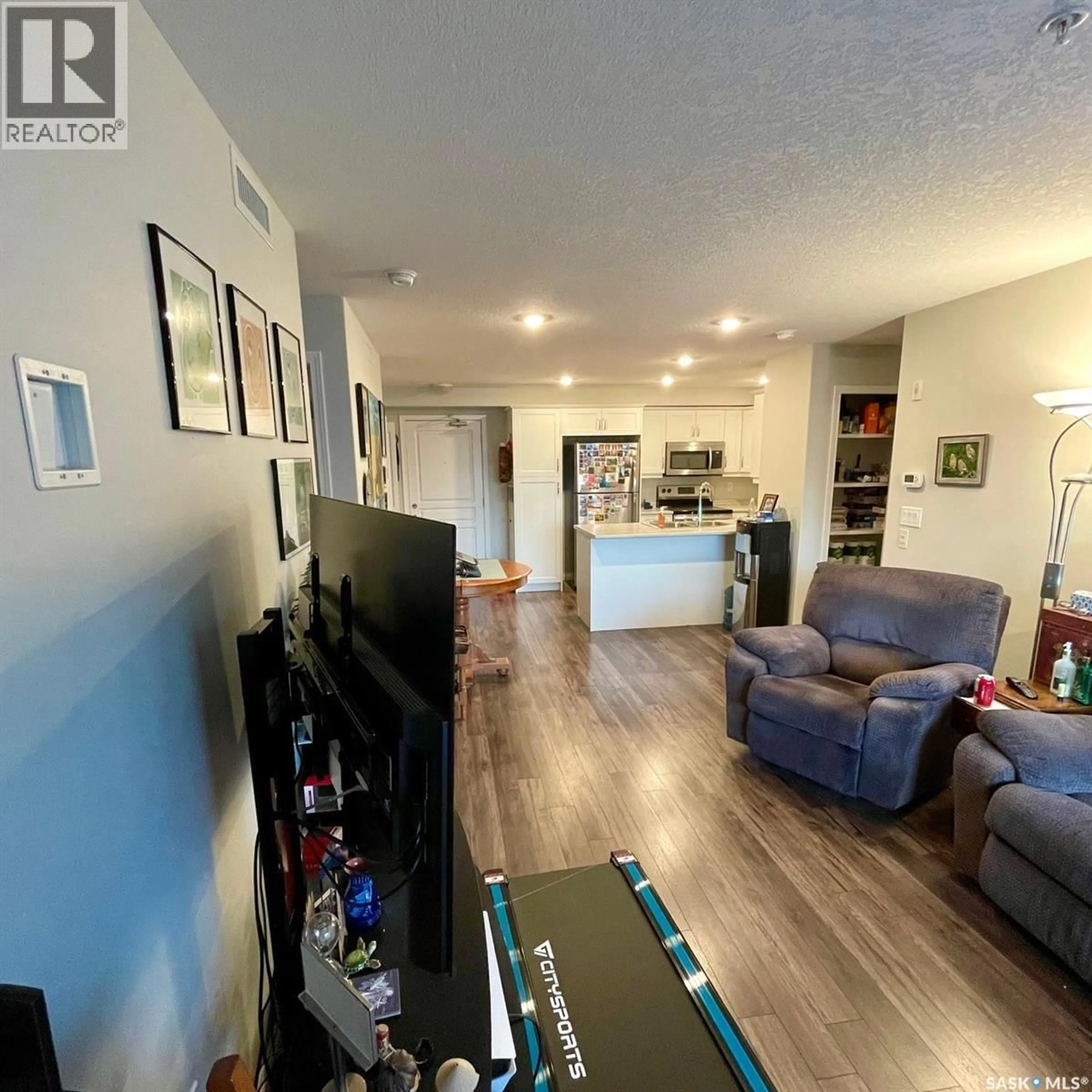 Unknown for 106 - 3202 WILLIS CRESCENT, Saskatoon Saskatchewan S7T0T1