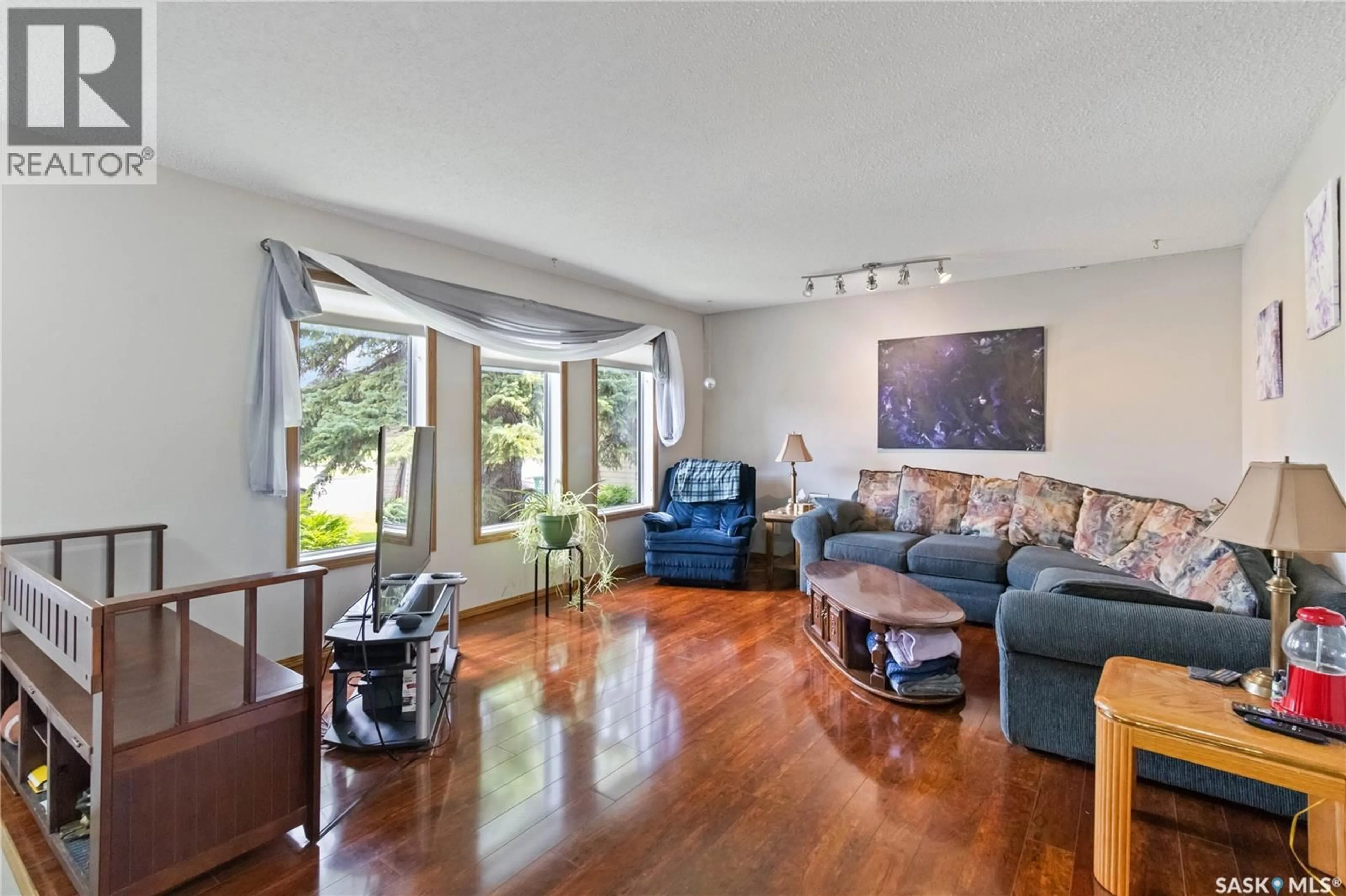 Living room with furniture, unknown for 1534 MCKERCHER DRIVE, Saskatoon Saskatchewan S7H5E1