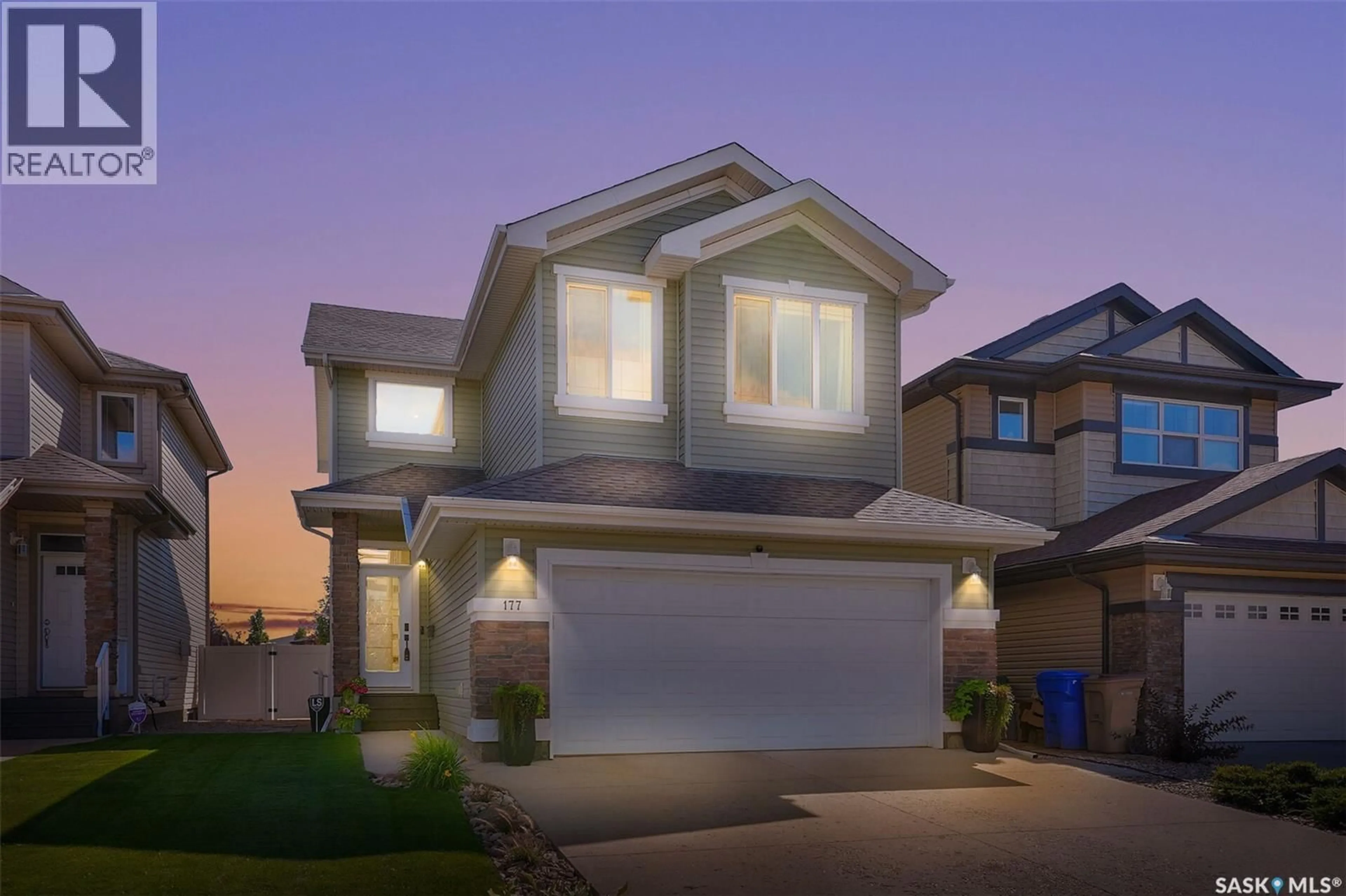 Home with vinyl exterior material, street for 177 POPLAR BLUFF CRESCENT, Regina Saskatchewan S4Y0B4