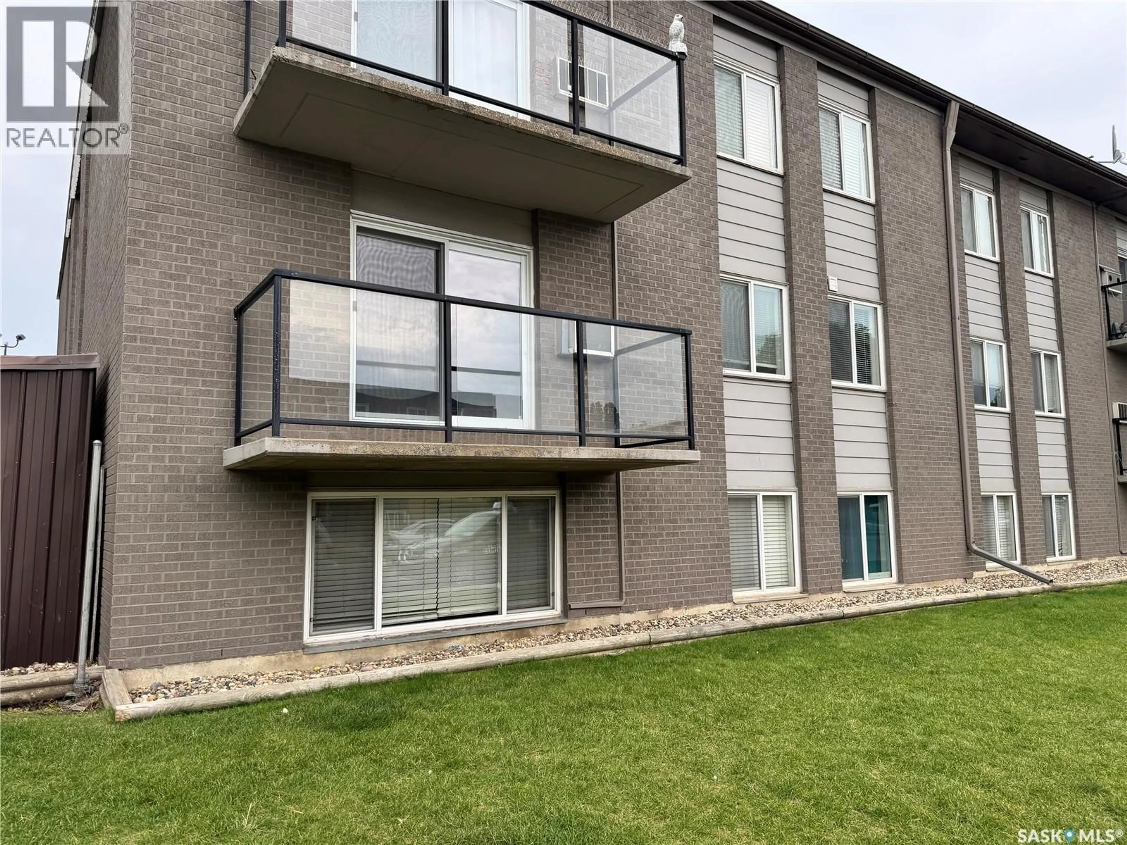 Unknown for 2 - 17 SUMMERS PLACE, Saskatoon Saskatchewan S7H3W4