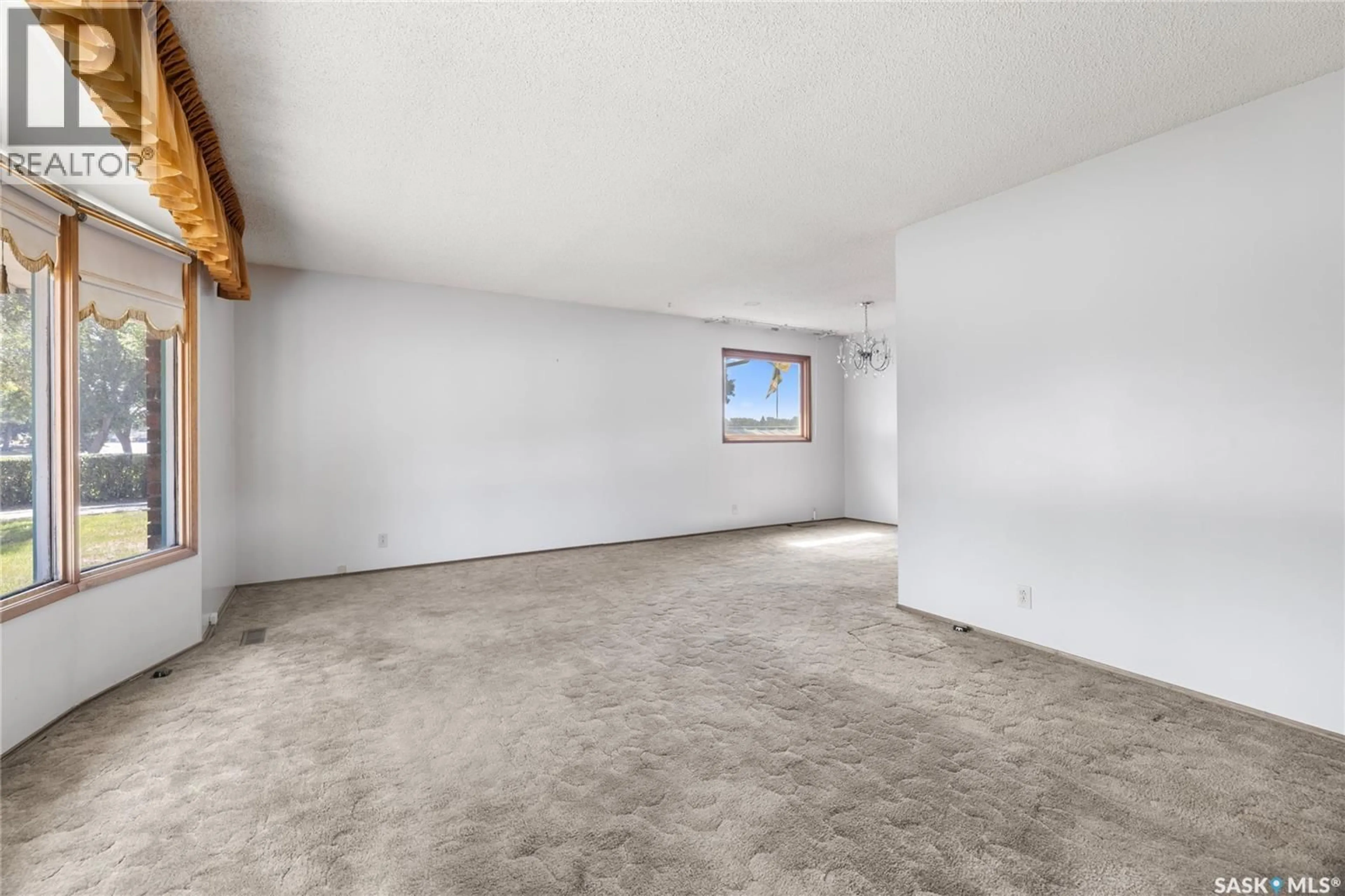 A pic of a room for 6007 SHERWOOD DRIVE, Regina Saskatchewan S4T6X5