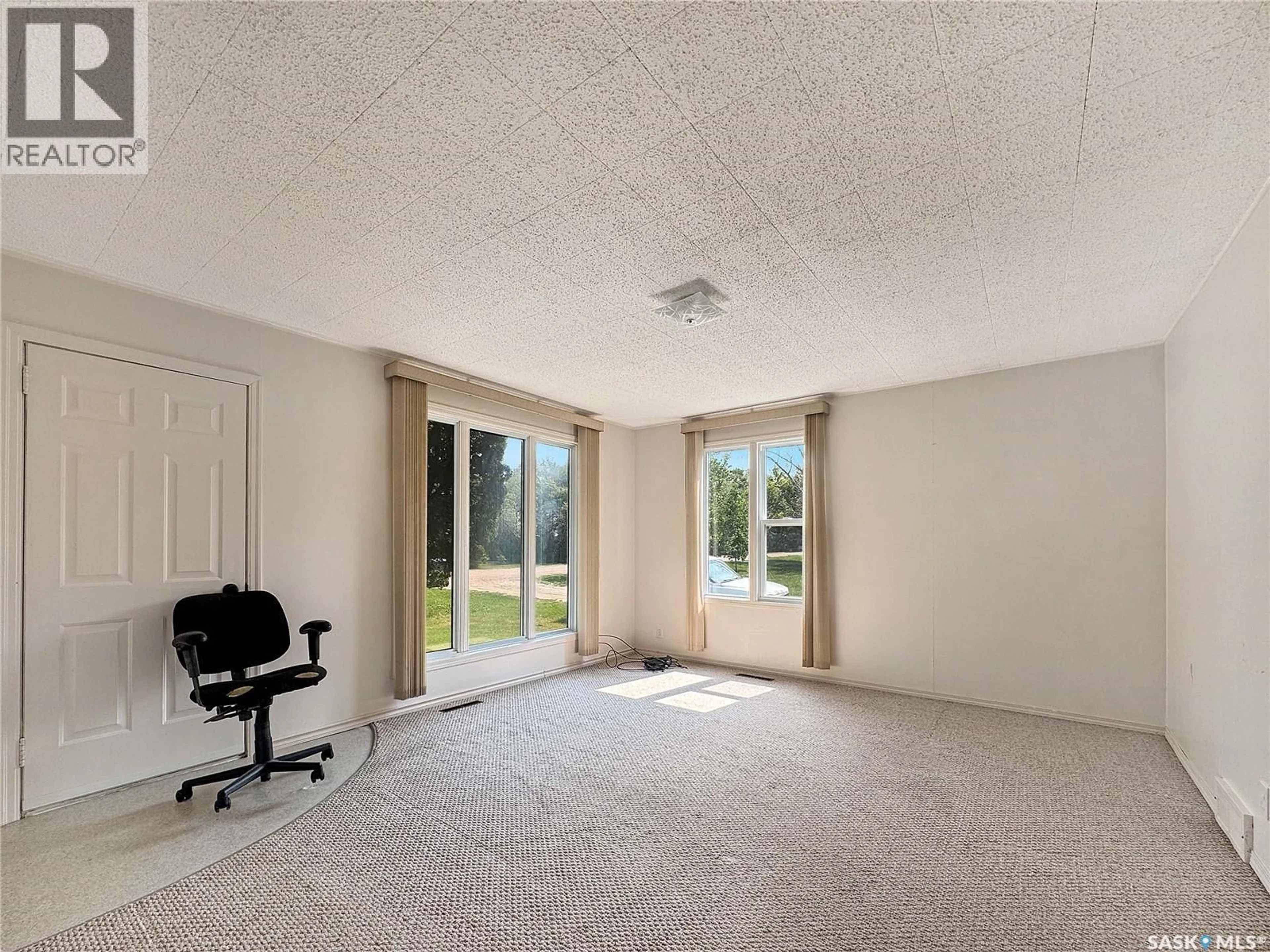 A pic of a room for 205 JAMES STREET, Radisson Saskatchewan S0K3L0