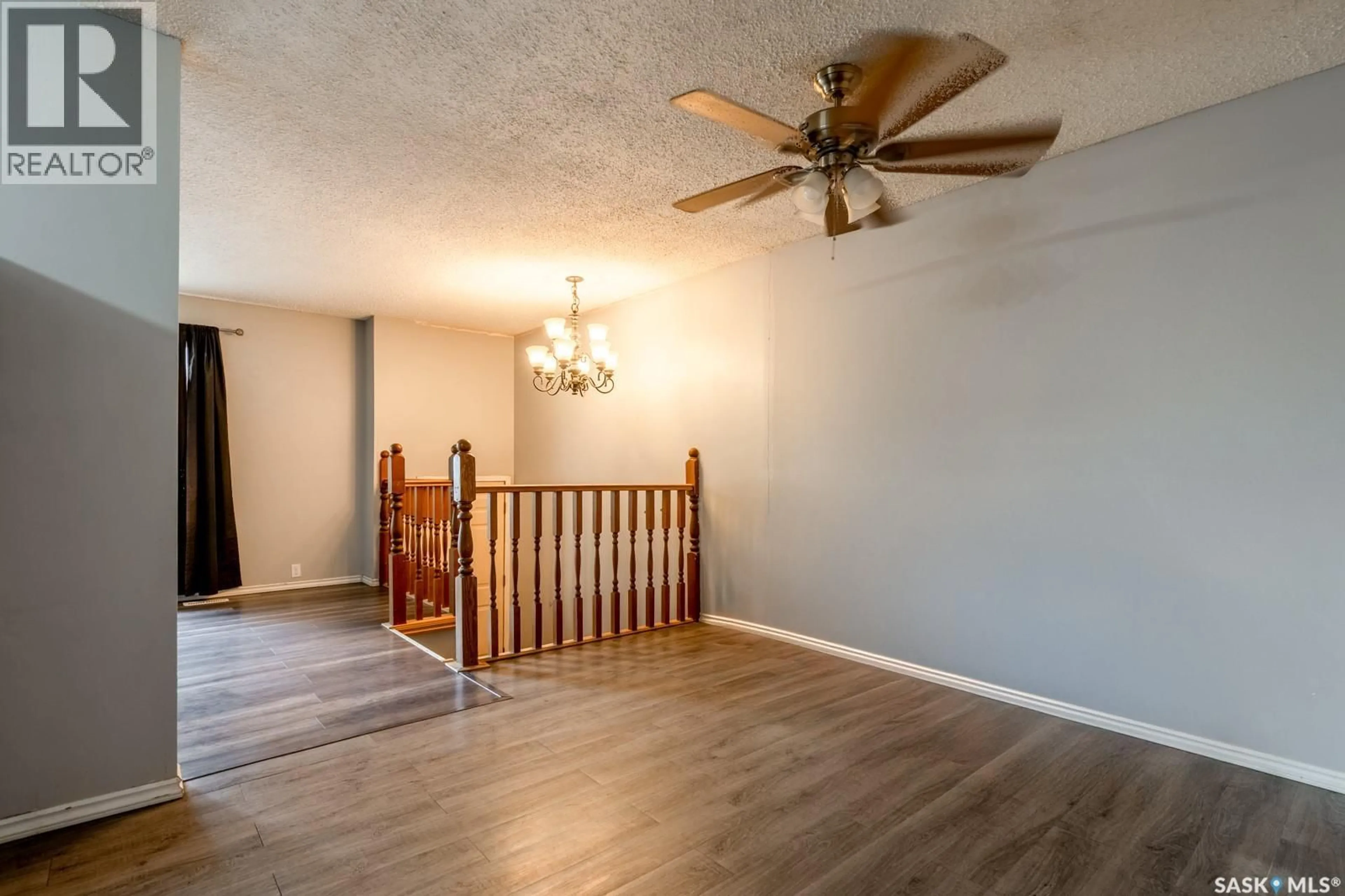 A pic of a room for 1034 12TH AVENUE, Regina Saskatchewan S4R7W5