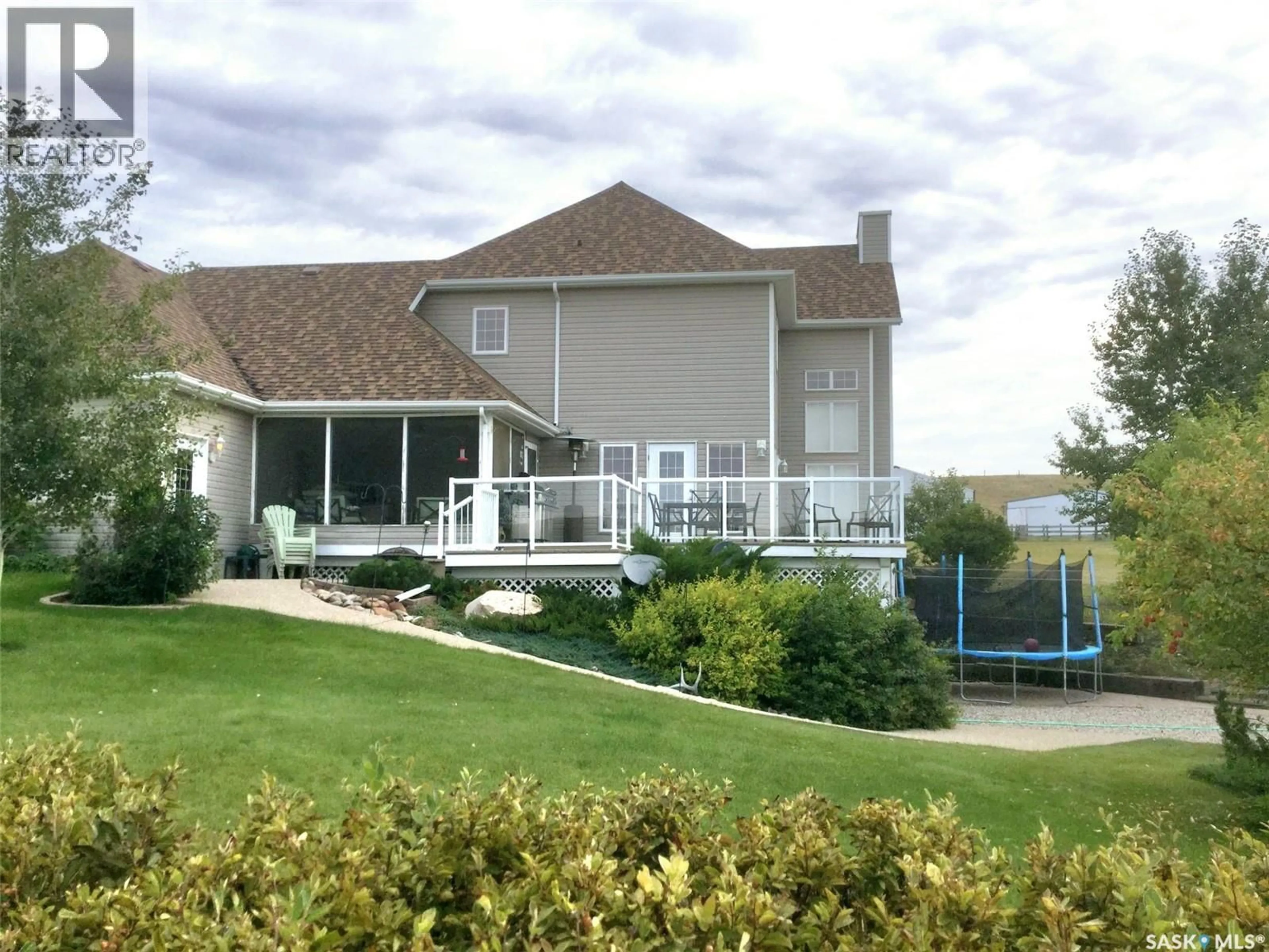 A pic from outside/outdoor area/front of a property/back of a property/a pic from drone, water/lake/river/ocean view for CARLETON ACREAGE, Swift Current Rm No. 137 Saskatchewan S9H3X5