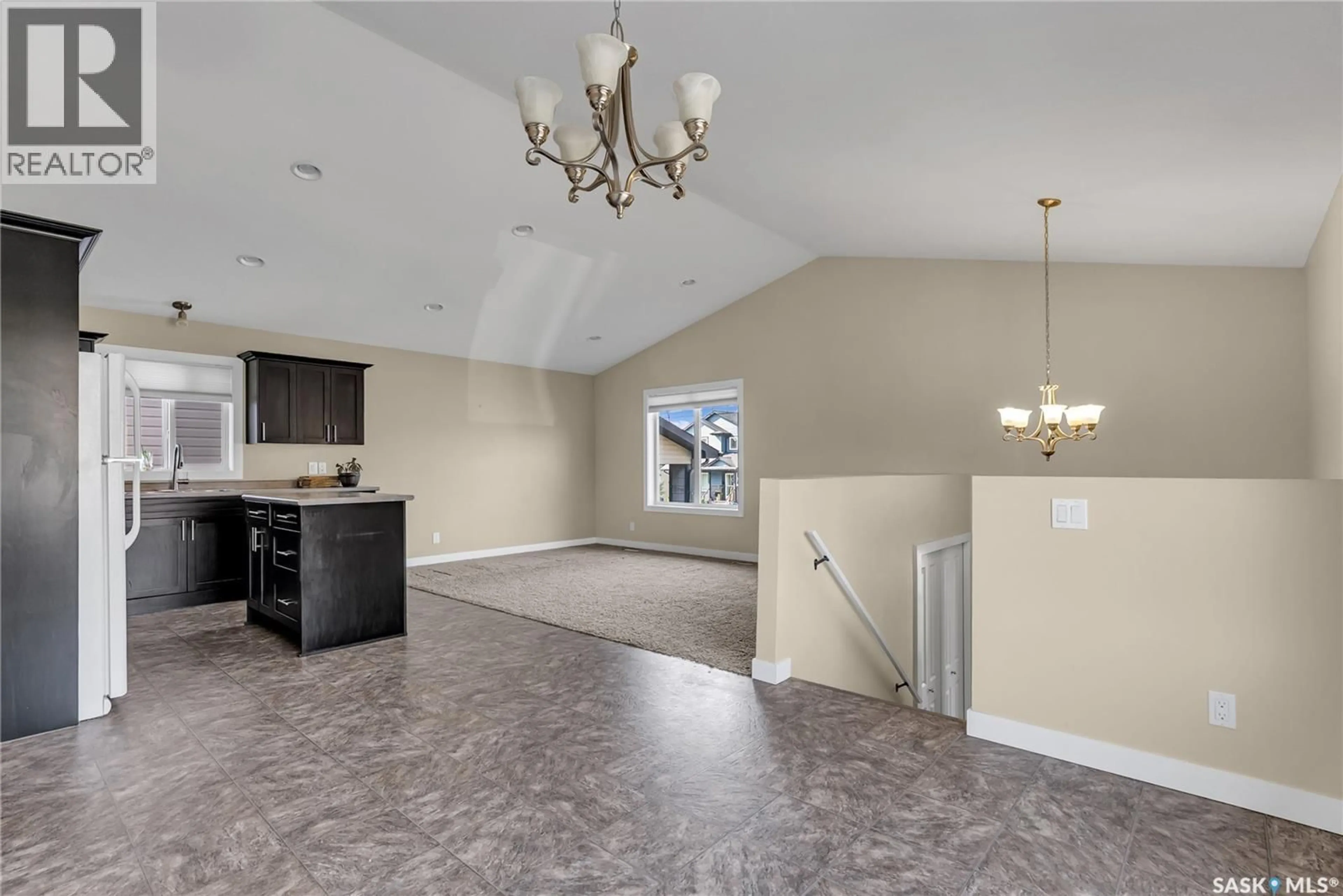 Open concept kitchen, unknown for 199 RAJPUT WAY, Saskatoon Saskatchewan S7W0L5