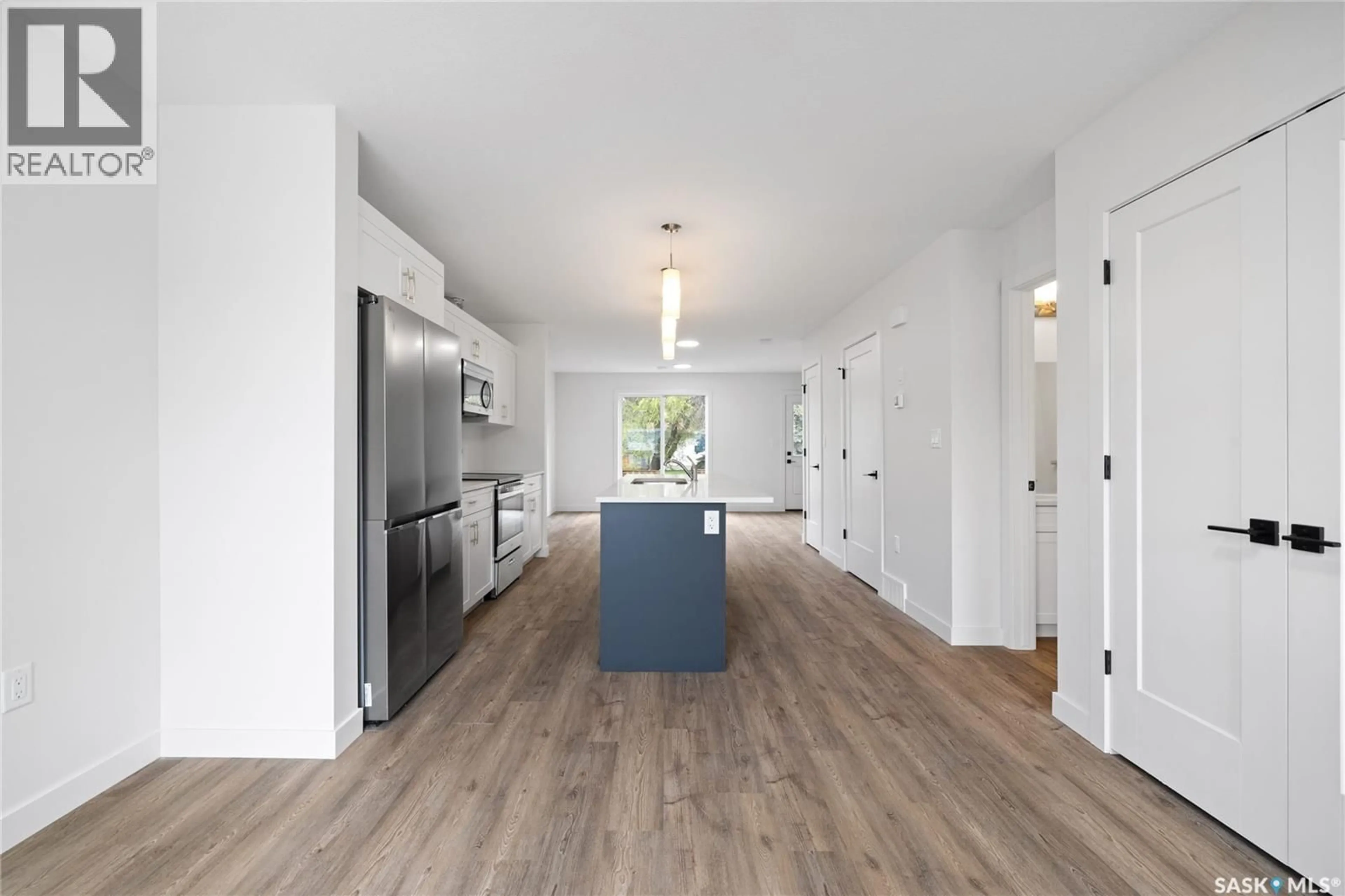 Open concept kitchen, unknown for A/B - 75 3RD AVENUE, Lumsden Saskatchewan S0G3C0