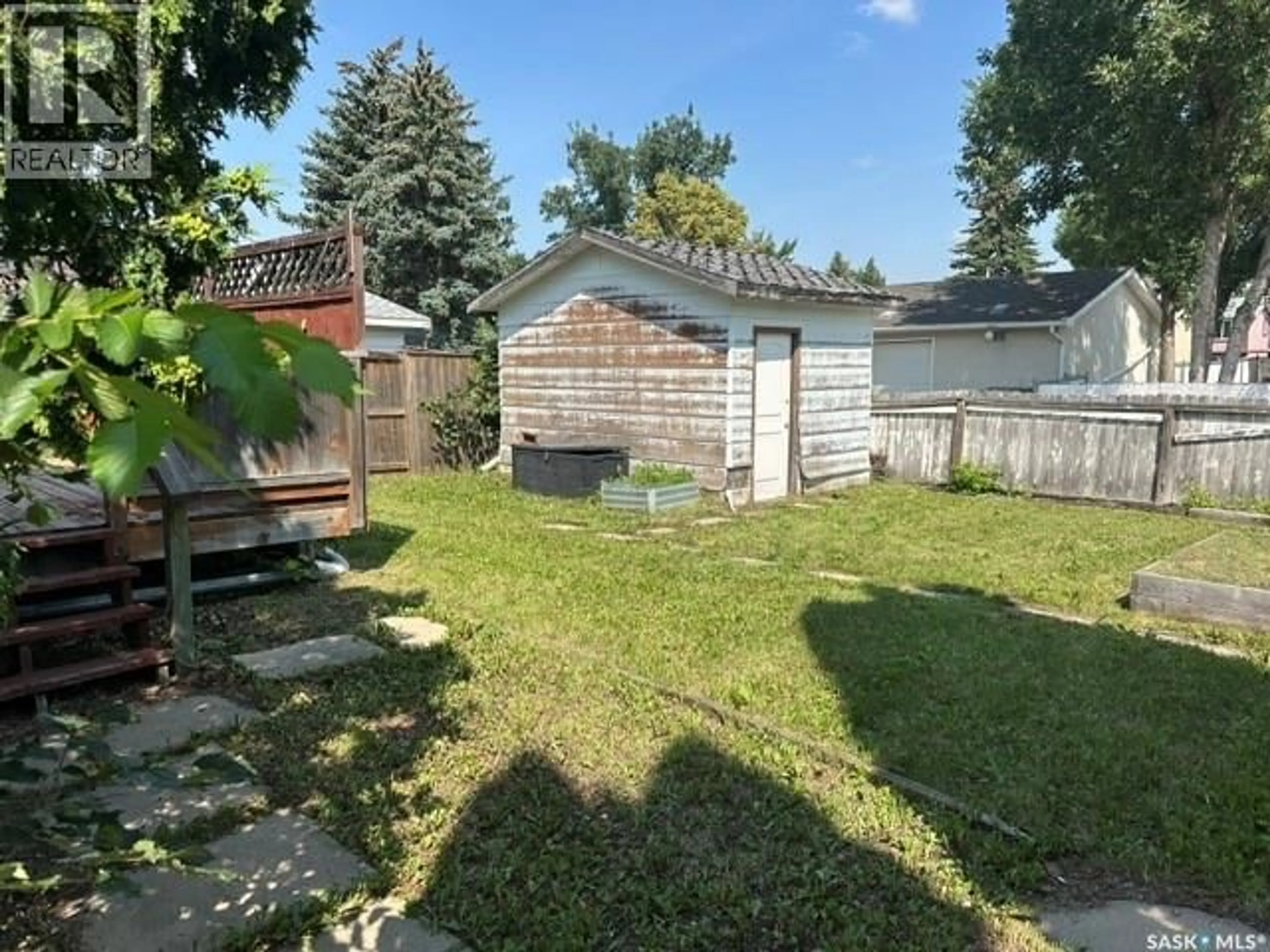 Shed for 54 COOPER CRESCENT, Regina Saskatchewan S4R4J7