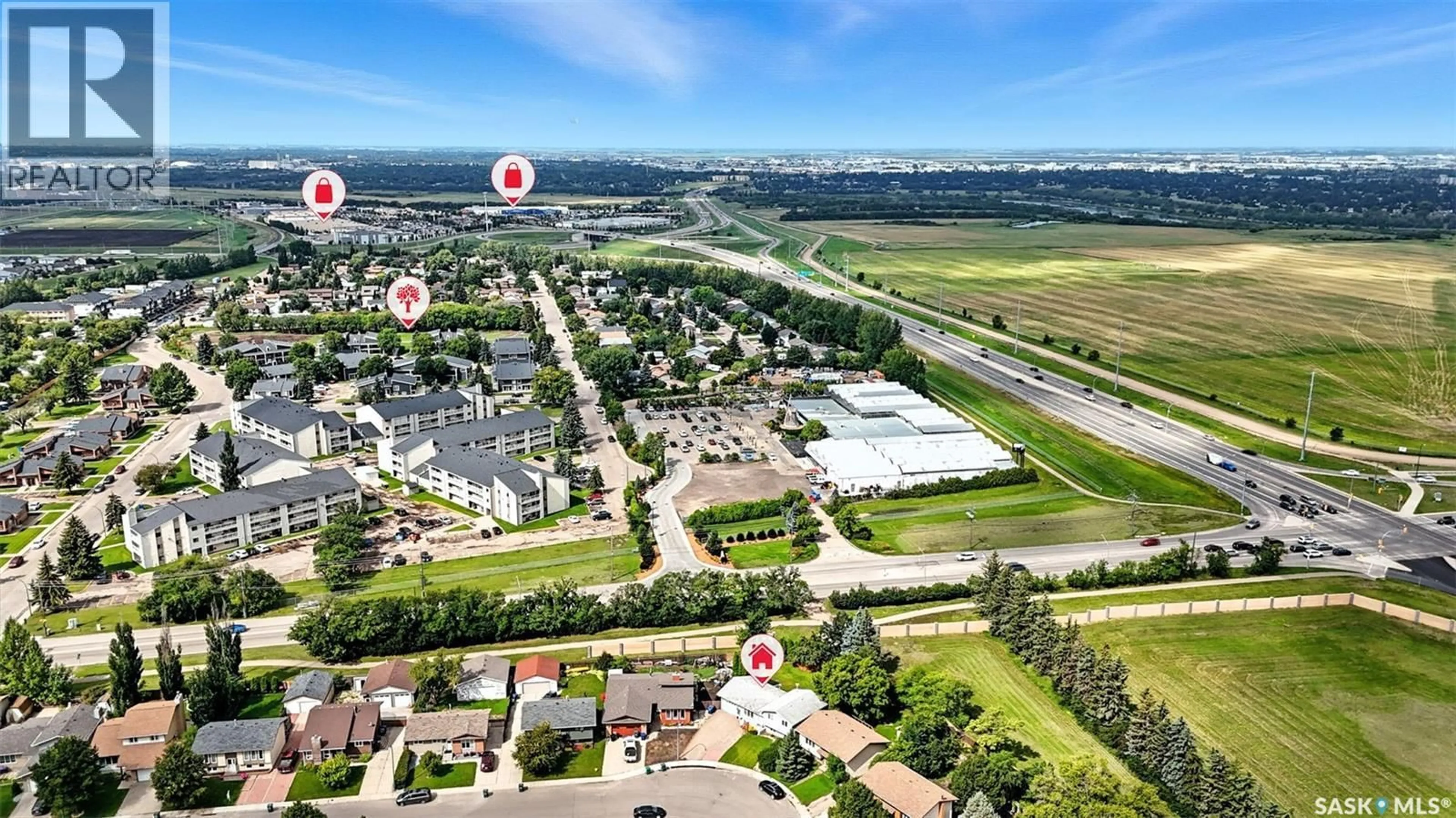 A pic from outside/outdoor area/front of a property/back of a property/a pic from drone, unknown for 134 DELAYEN CRESCENT, Saskatoon Saskatchewan S7N2V6