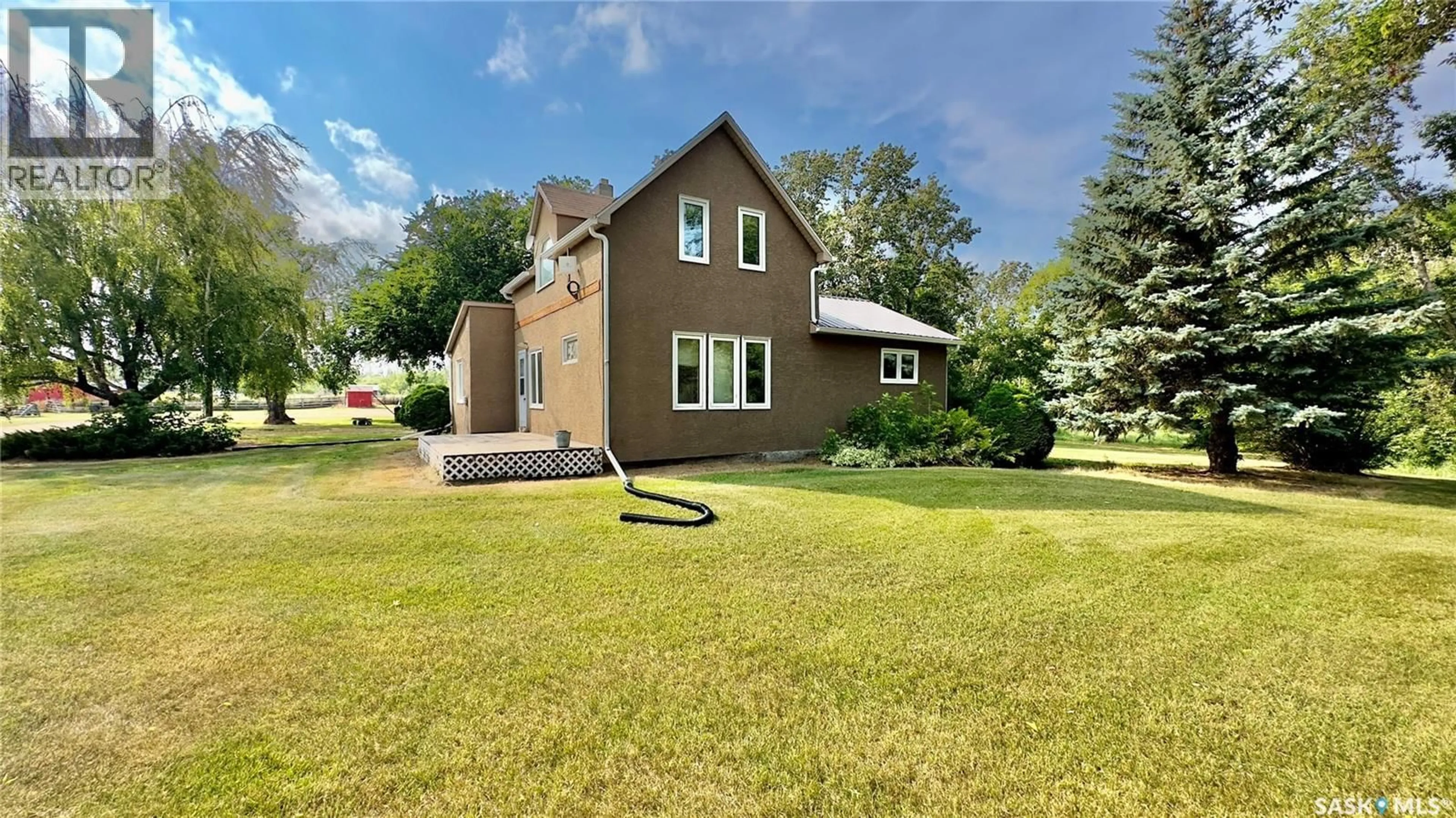 A pic from outside/outdoor area/front of a property/back of a property/a pic from drone, building for RM OF BUCHANAN ACREAGE, Buchanan Rm No. 304 Saskatchewan S0A0J0