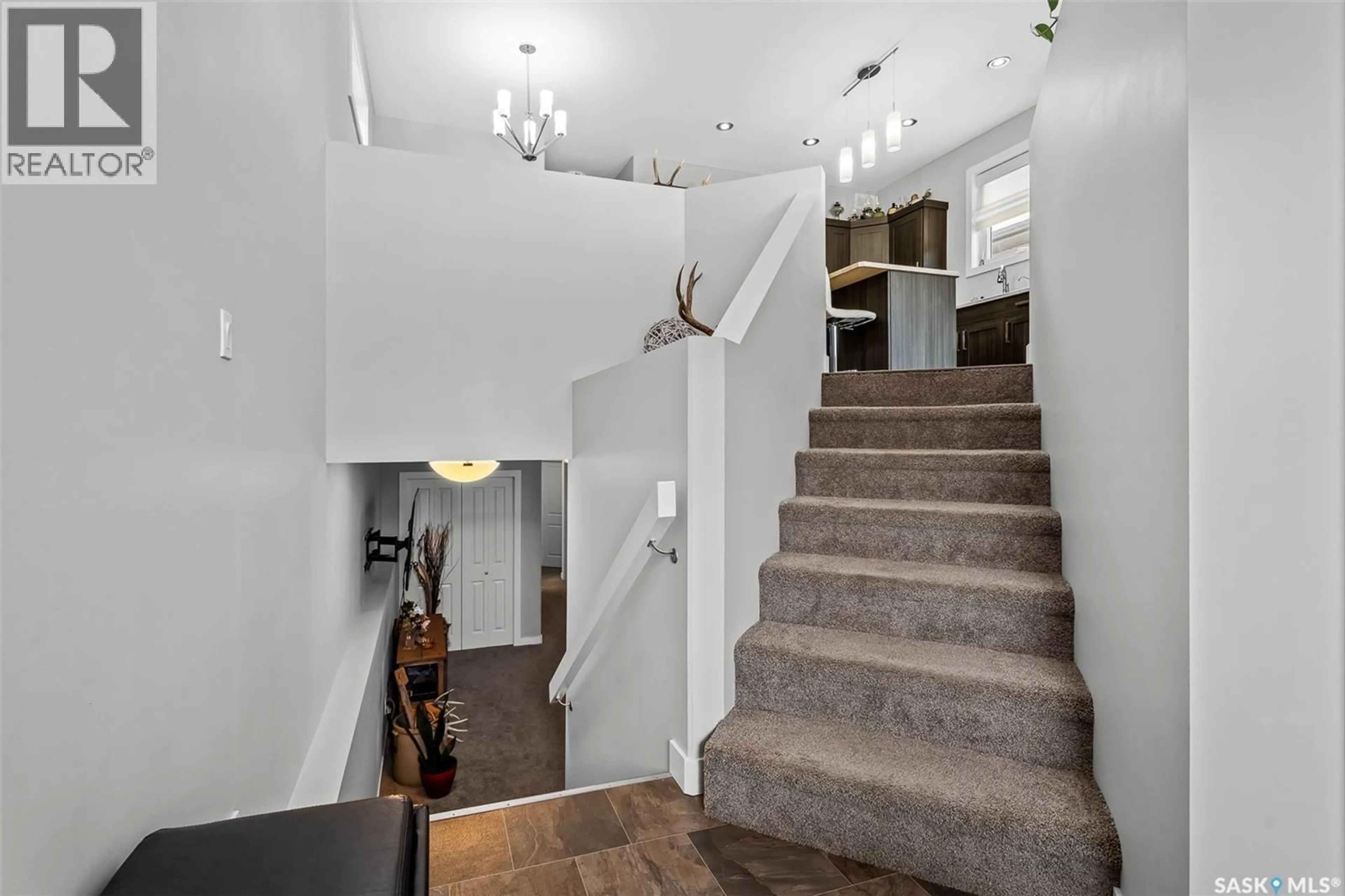 Unknown for 72 BRIGHAM ROAD, Moose Jaw Saskatchewan S6K0A7