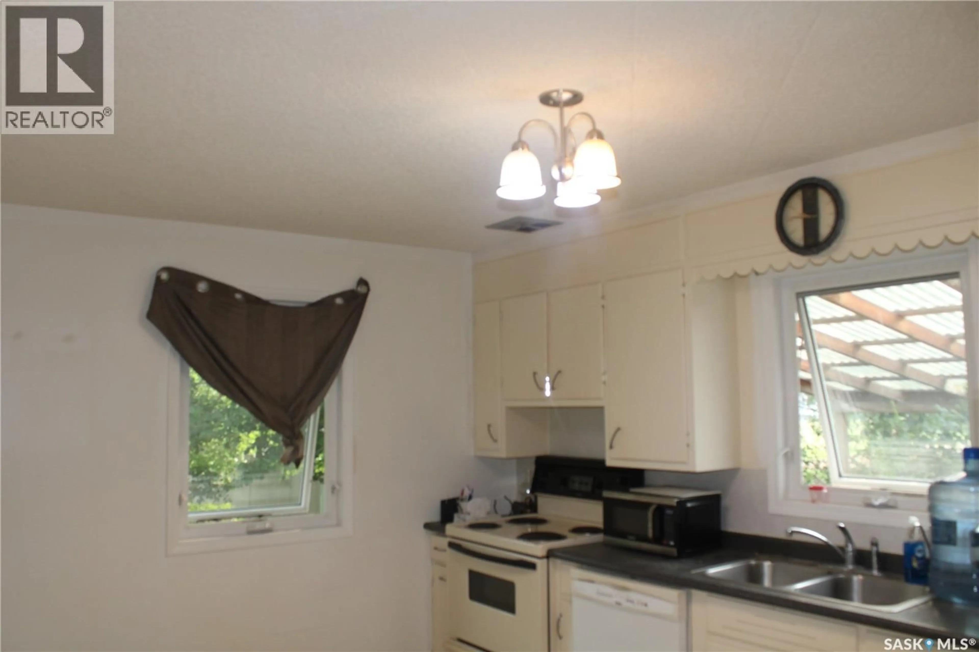 Standard kitchen, unknown for 711 YORKTON AVENUE, Theodore Saskatchewan S0A4C0