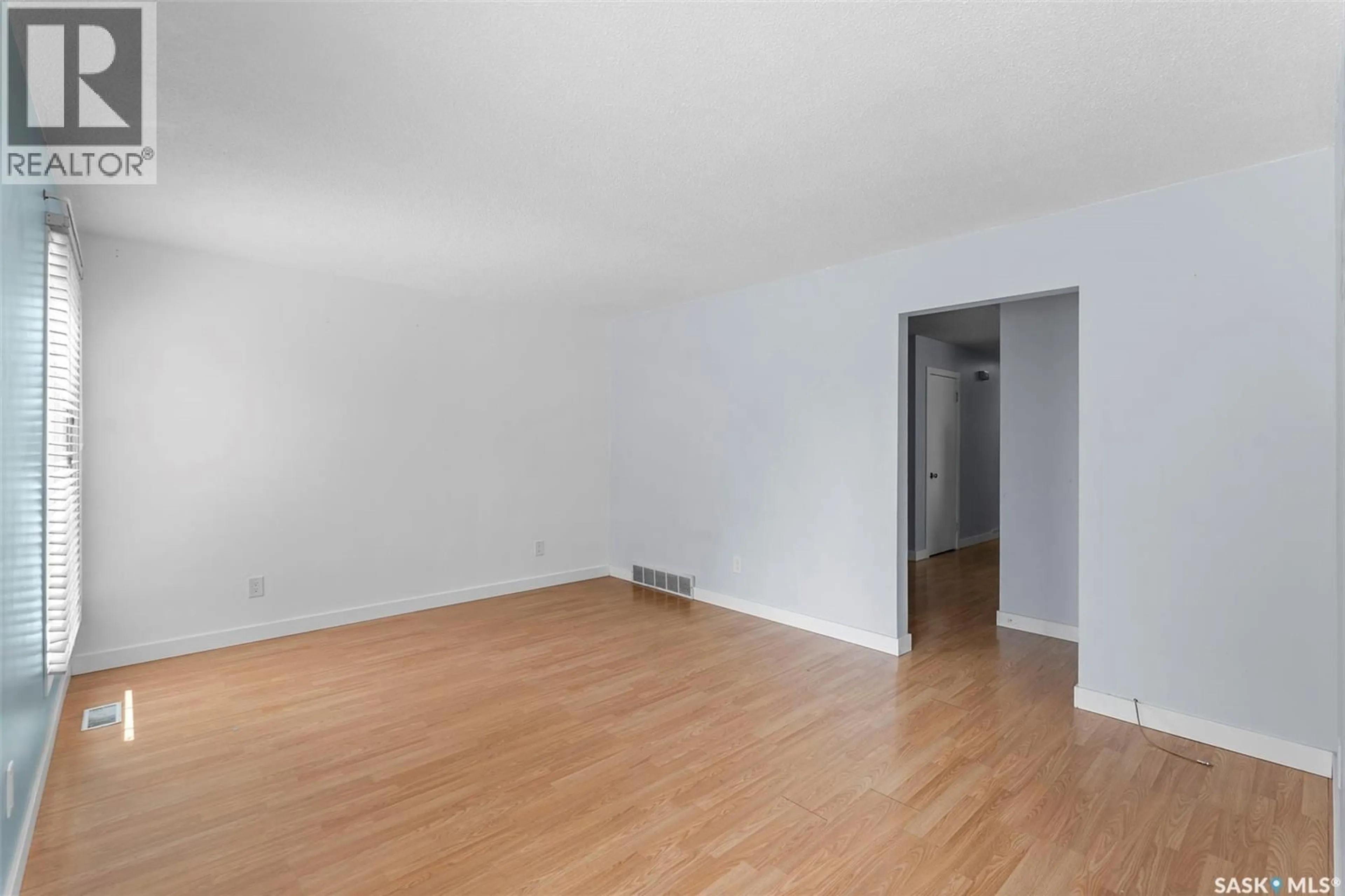 A pic of a room for 2914 33RD STREET, Saskatoon Saskatchewan S7L0X9
