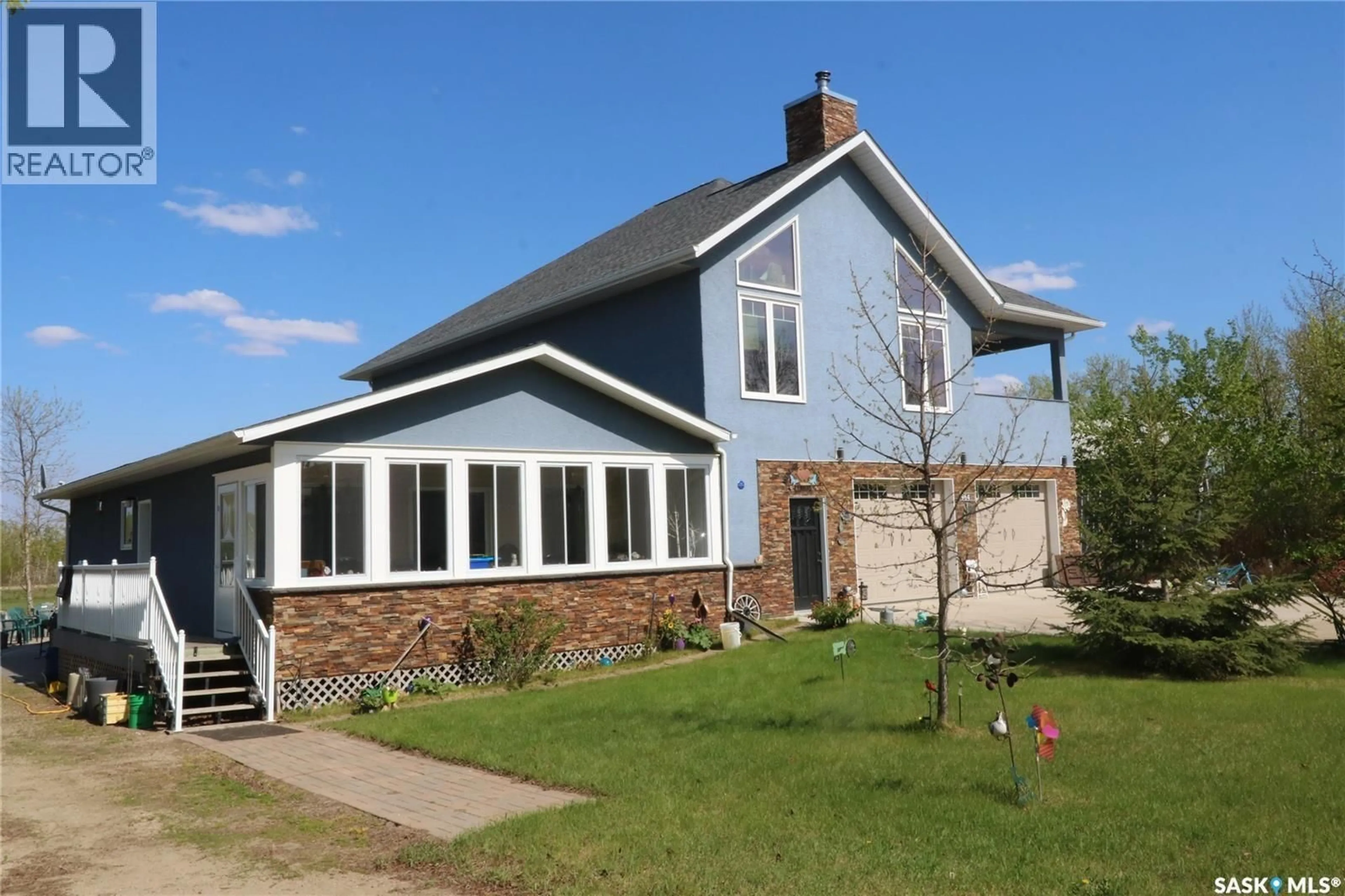 Home with vinyl exterior material, building for 964 WHITESAND AVENUE, Good Lake Rm No. 274 Saskatchewan S0A0L0