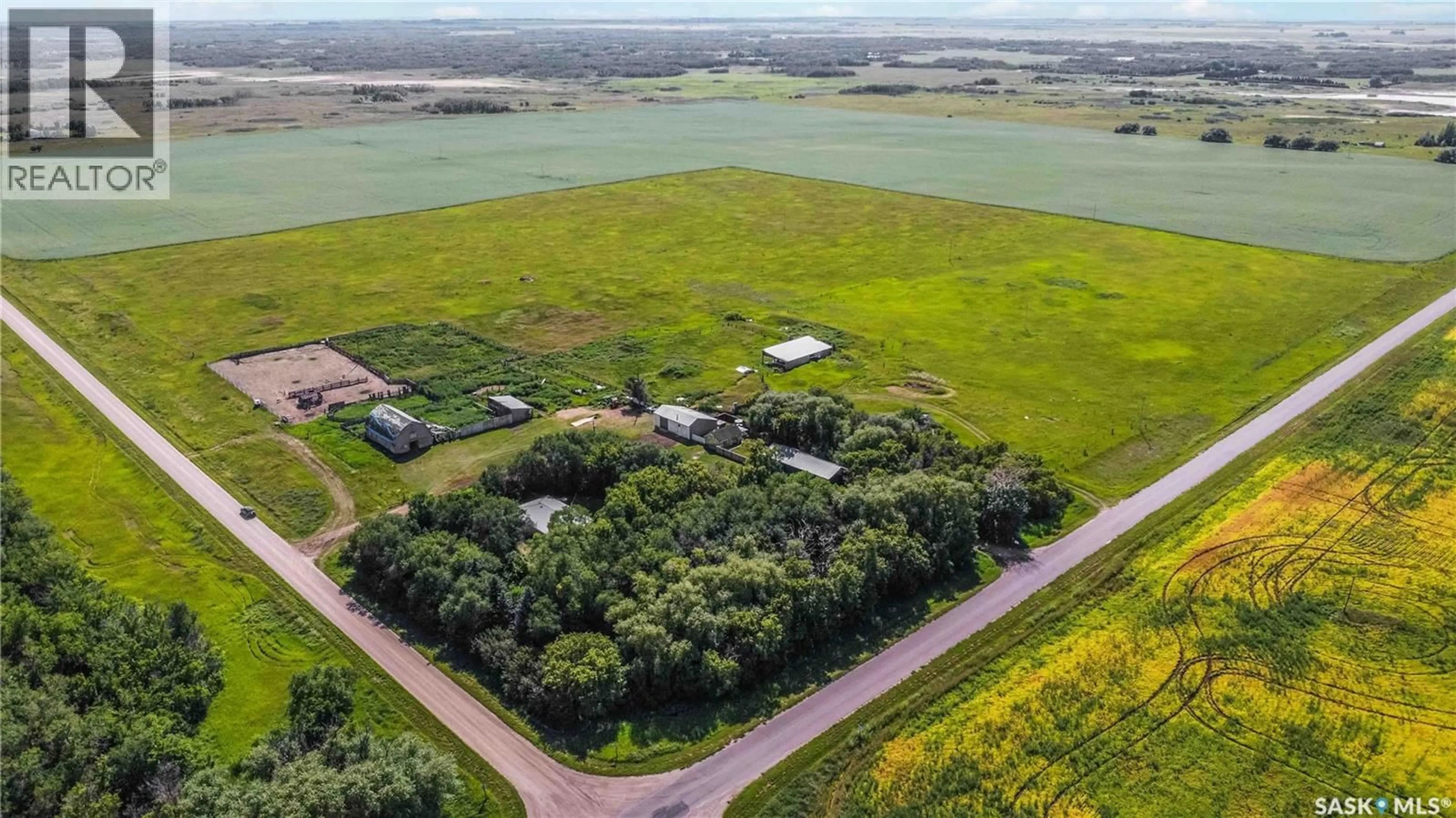 A pic from outside/outdoor area/front of a property/back of a property/a pic from drone, water/lake/river/ocean view for HWY 766, Vanscoy Rm No. 345 Saskatchewan S0L3J0