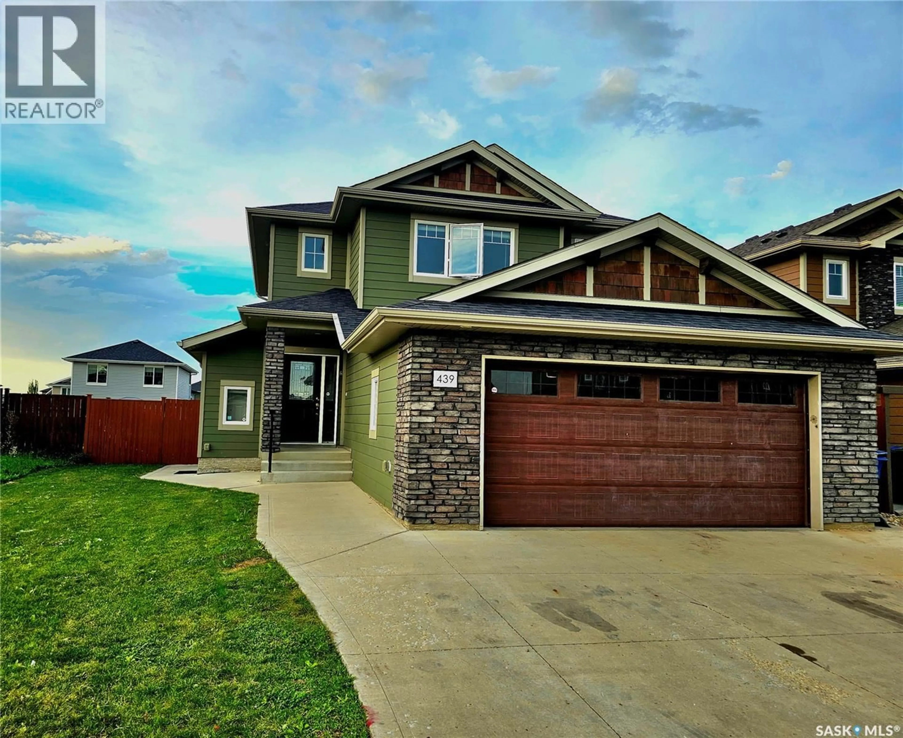 Home with vinyl exterior material, street for 439 PICHLER CRESCENT, Saskatoon Saskatchewan S7V0H2