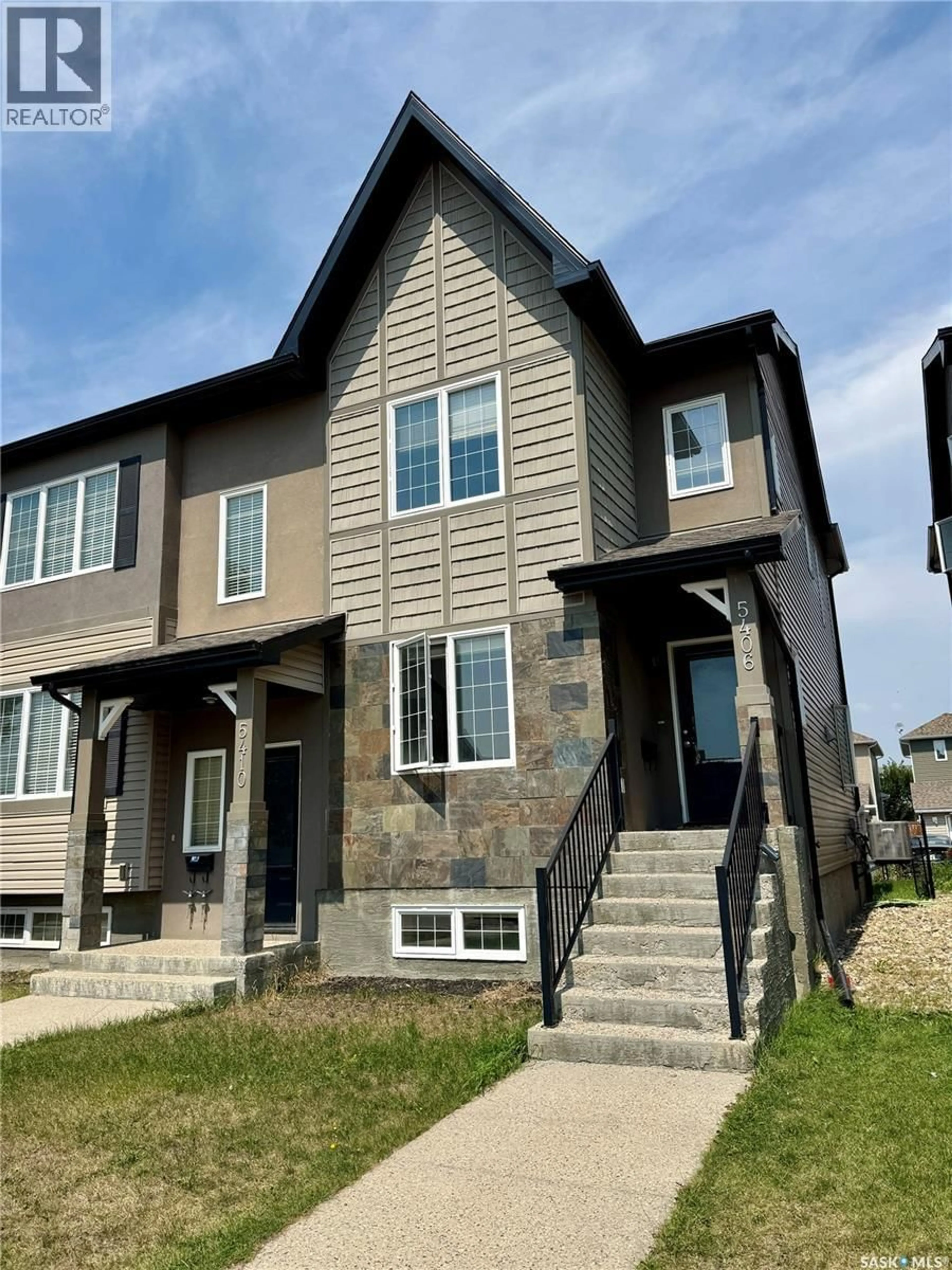 Home with vinyl exterior material, street for 5406 MITCHINSON WAY, Regina Saskatchewan S4W0E7