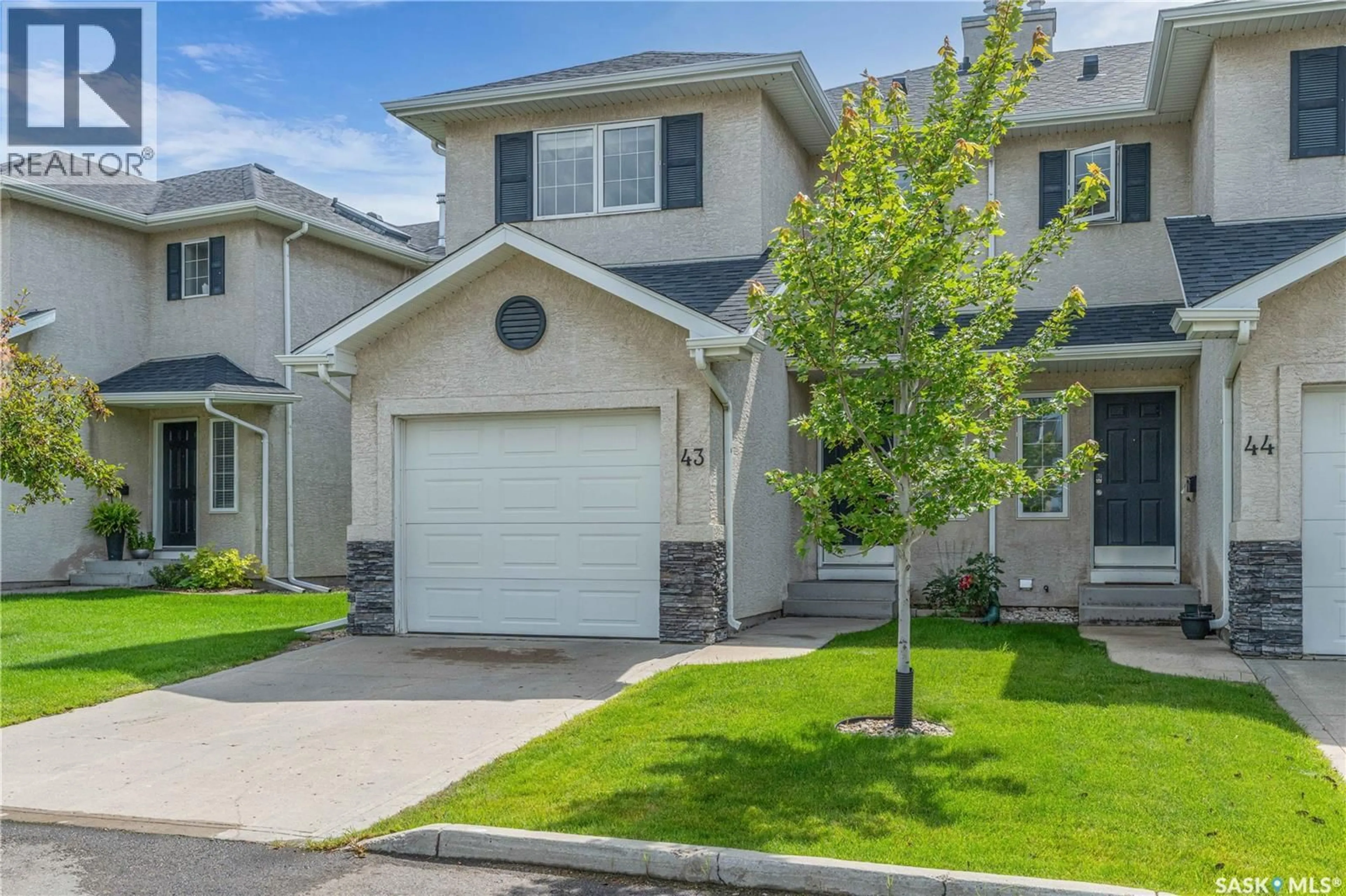Home with vinyl exterior material, street for 43 2400 TELL PLACE, Regina Saskatchewan S4V2Z4