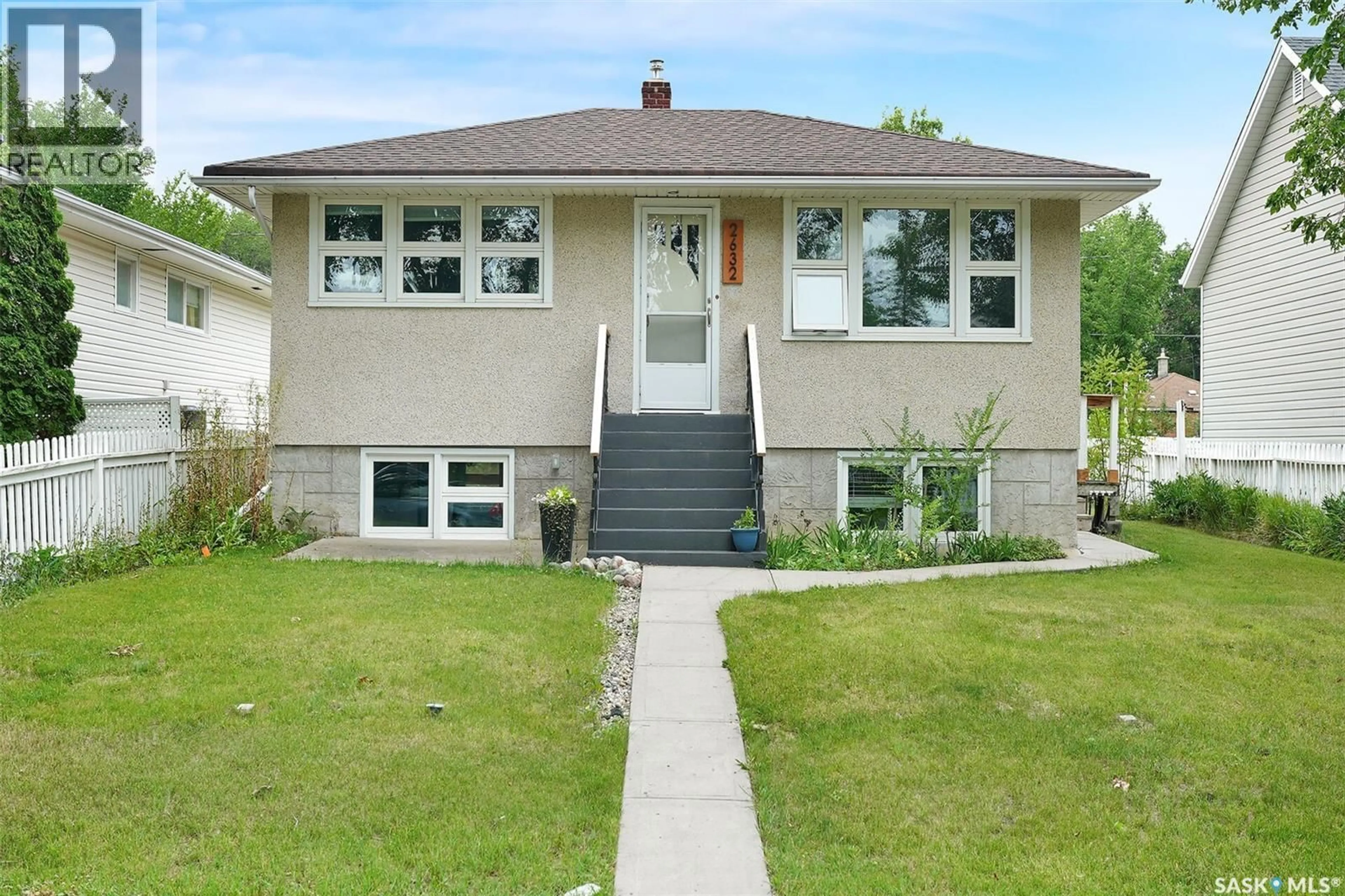Home with vinyl exterior material, street for 2632 MCDONALD STREET, Regina Saskatchewan S4N2Z8