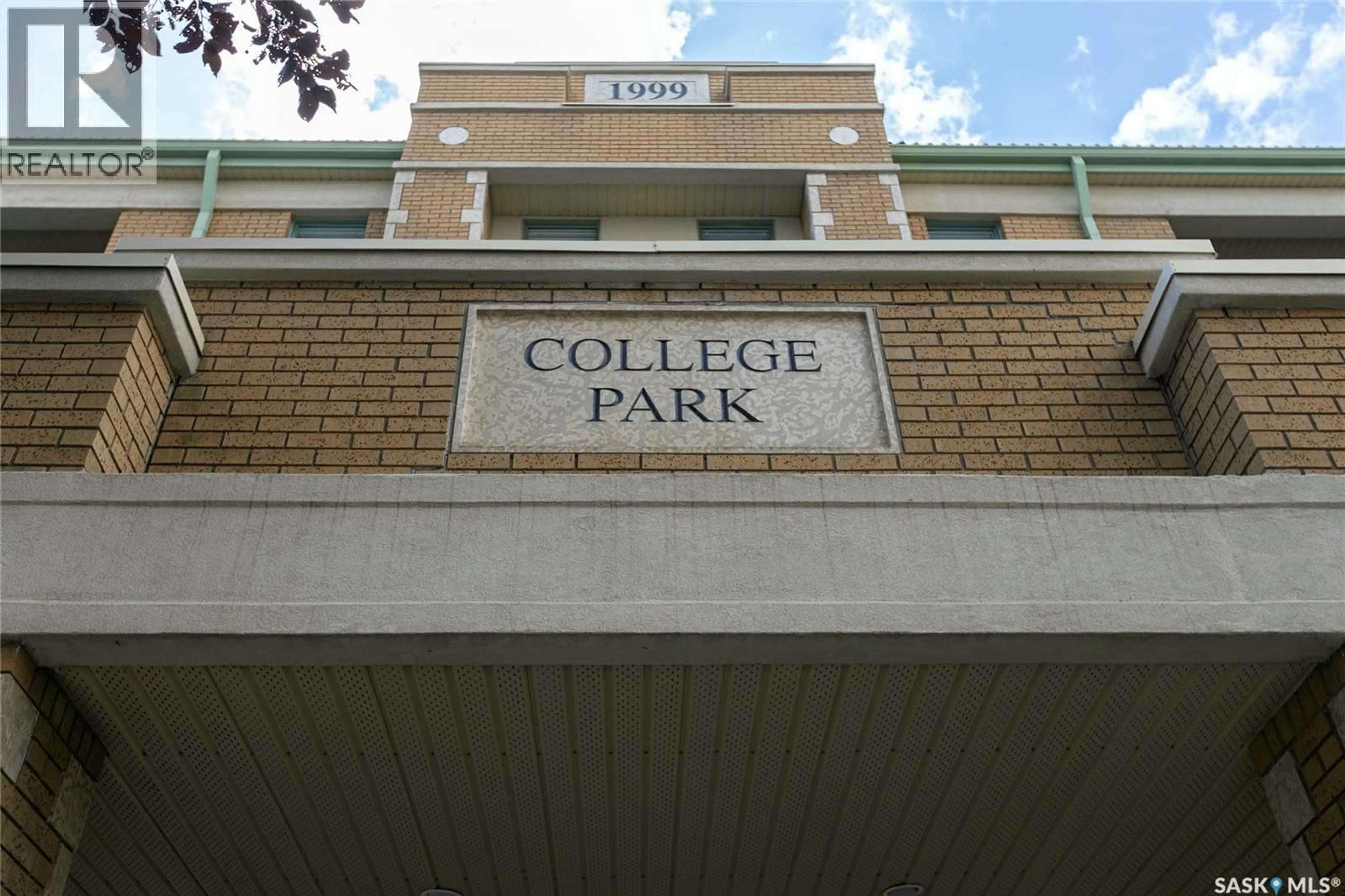 Parking for 2330 - 430 HAMILTON STREET, Regina Saskatchewan S4P3Y5