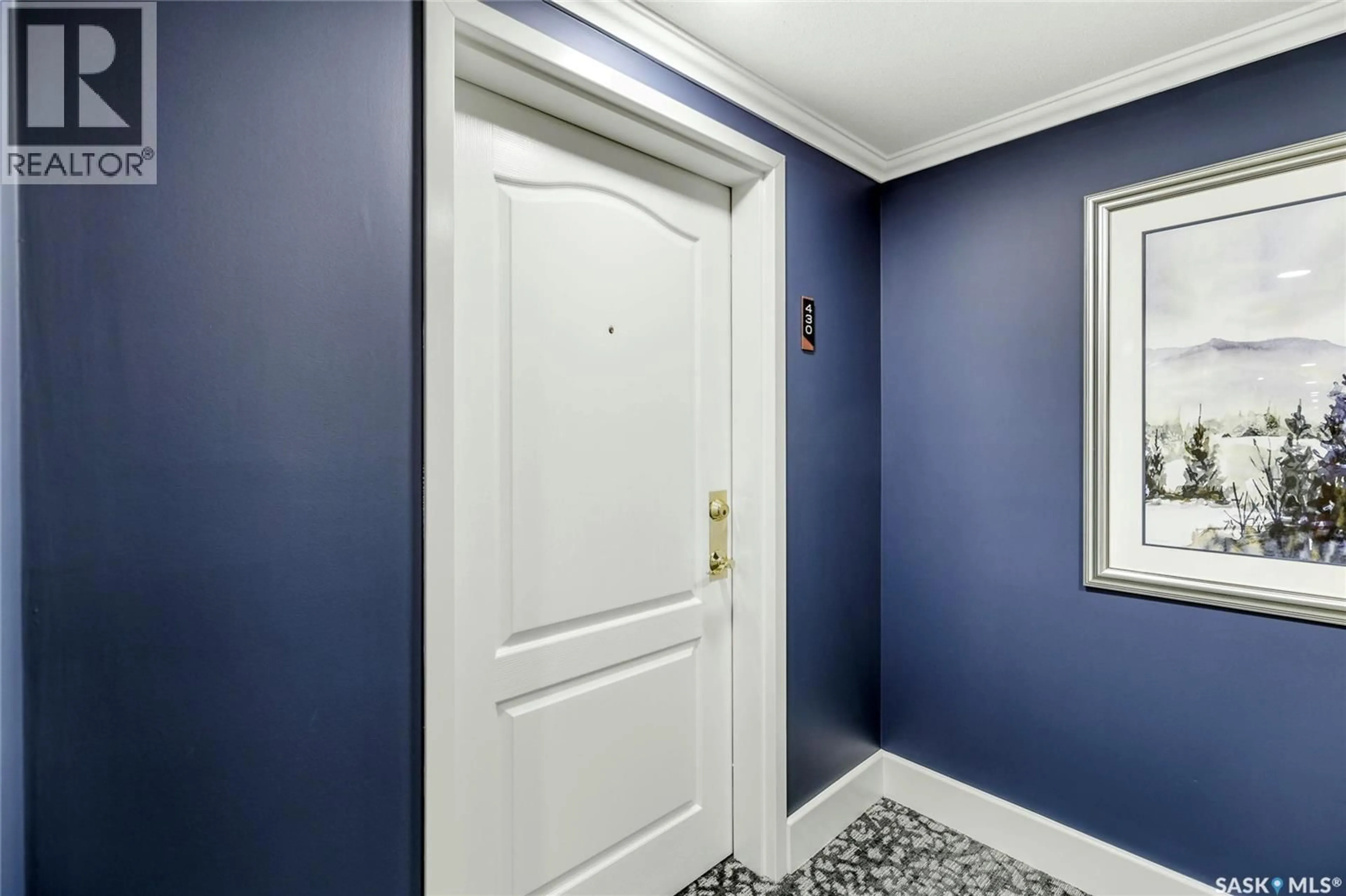 Indoor entryway for 2330 - 430 HAMILTON STREET, Regina Saskatchewan S4P3Y5