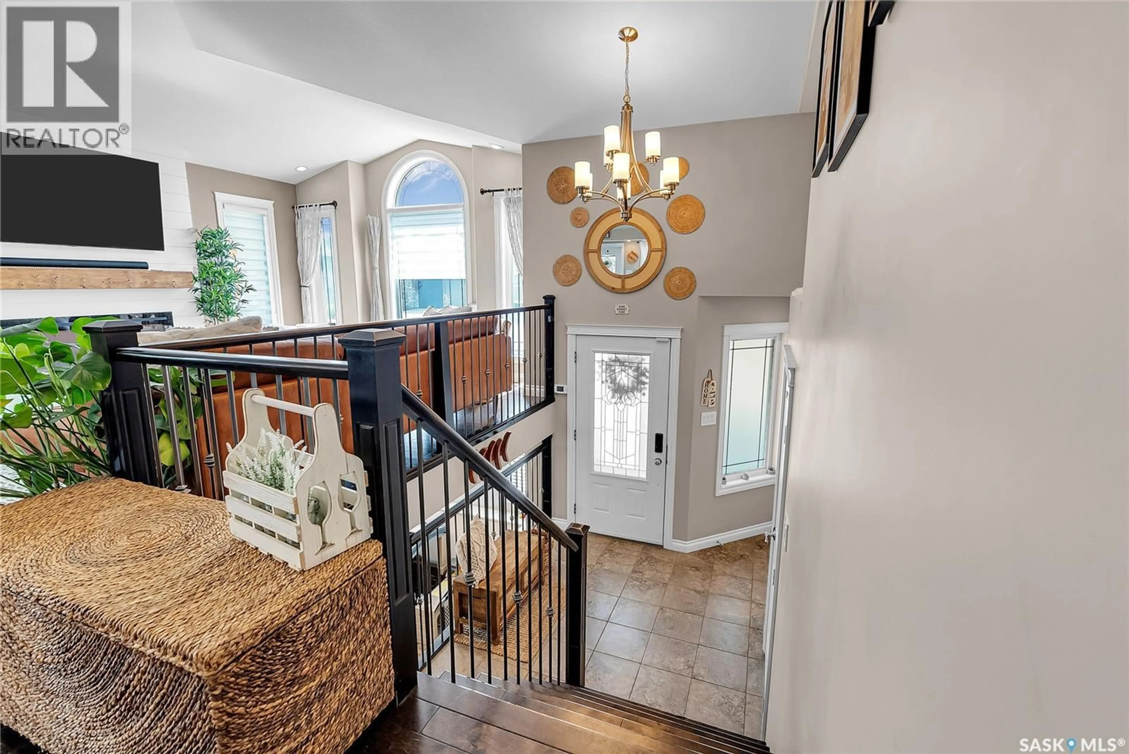 Indoor entryway for 424 HOGAN WAY, Warman Saskatchewan S0K4S1