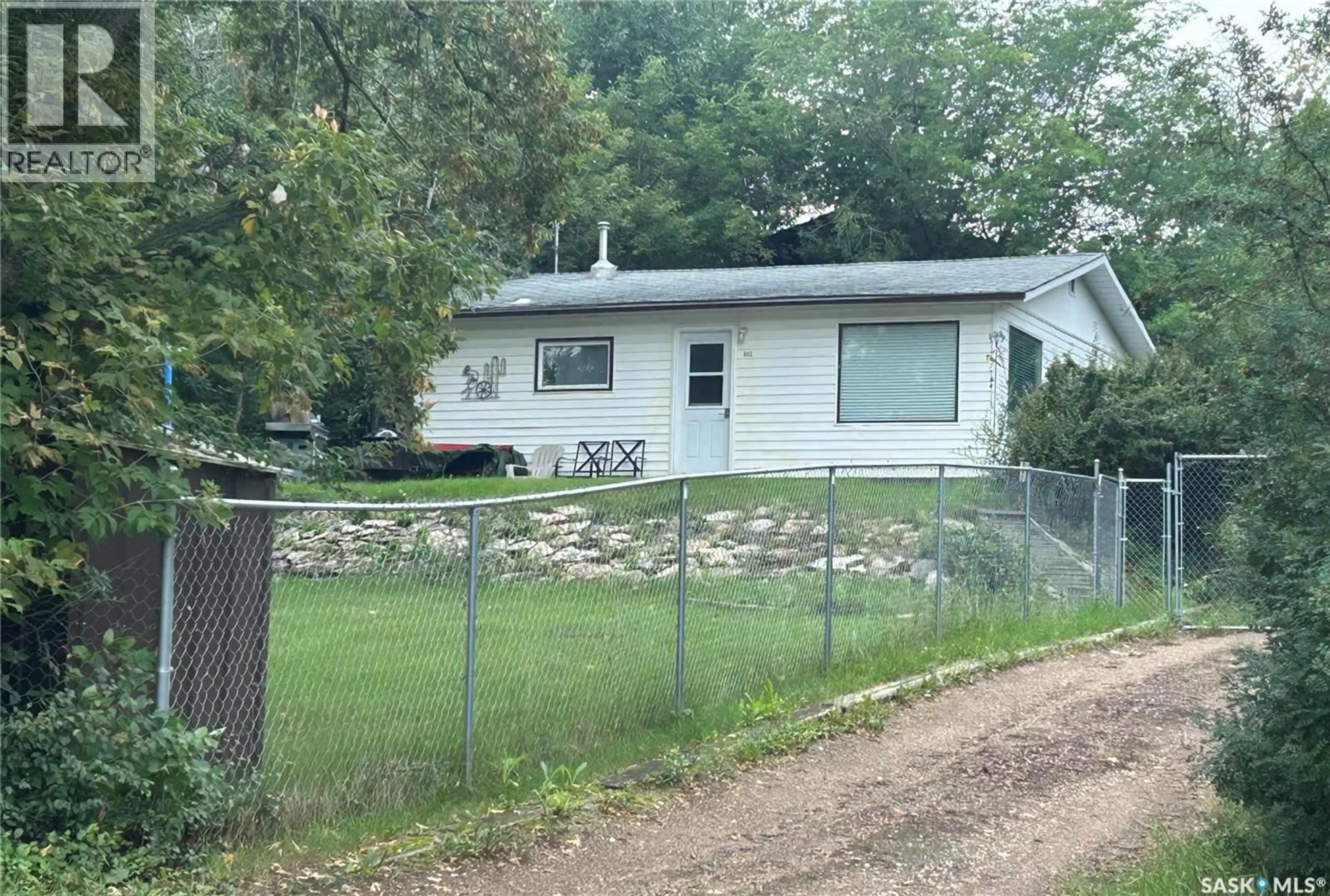 Unknown for 602 16TH STREET, Regina Beach Saskatchewan S0G4C0