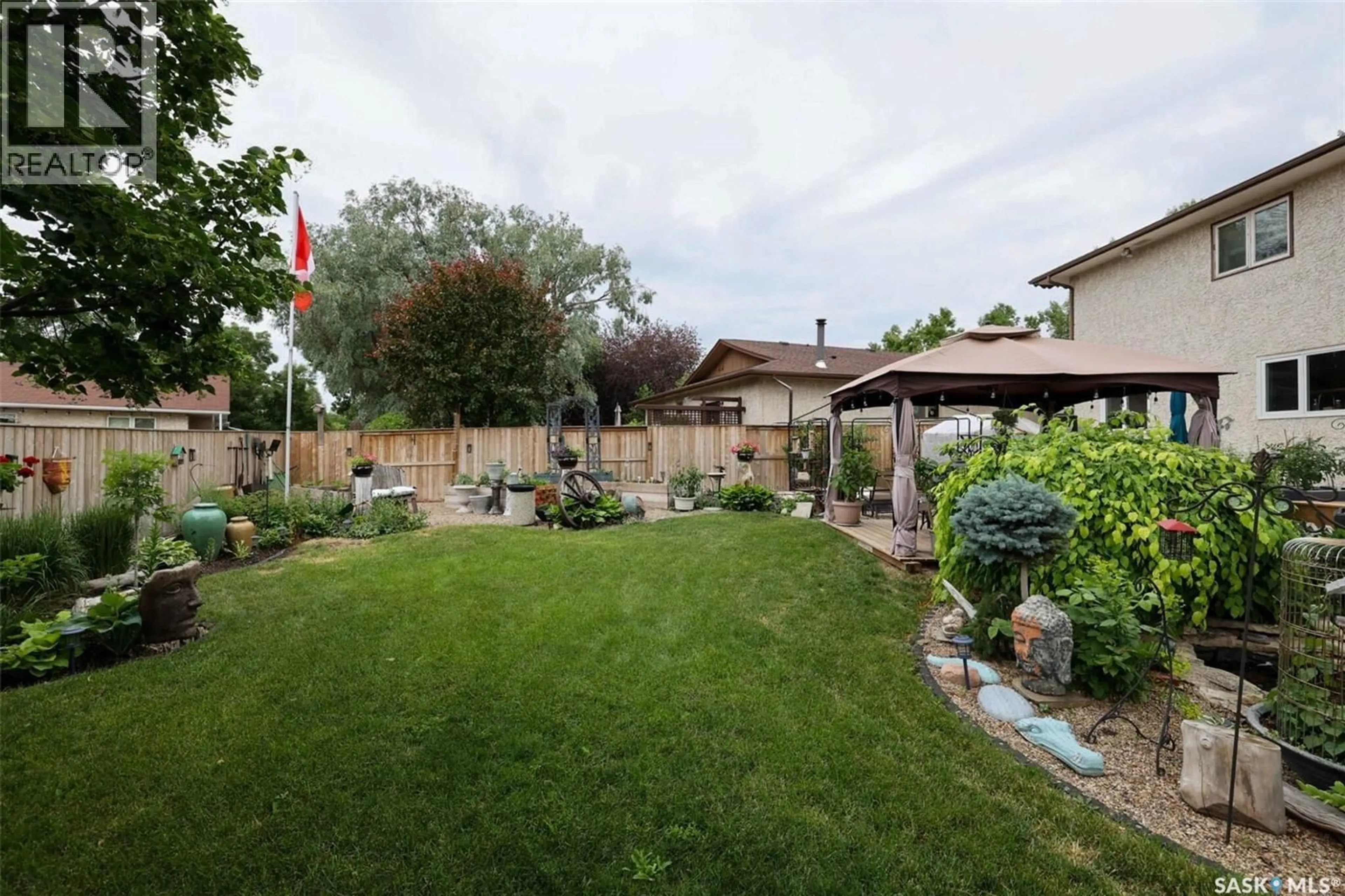Patio, street for 169 DALGLIESH DRIVE, Regina Saskatchewan S4R7Y9
