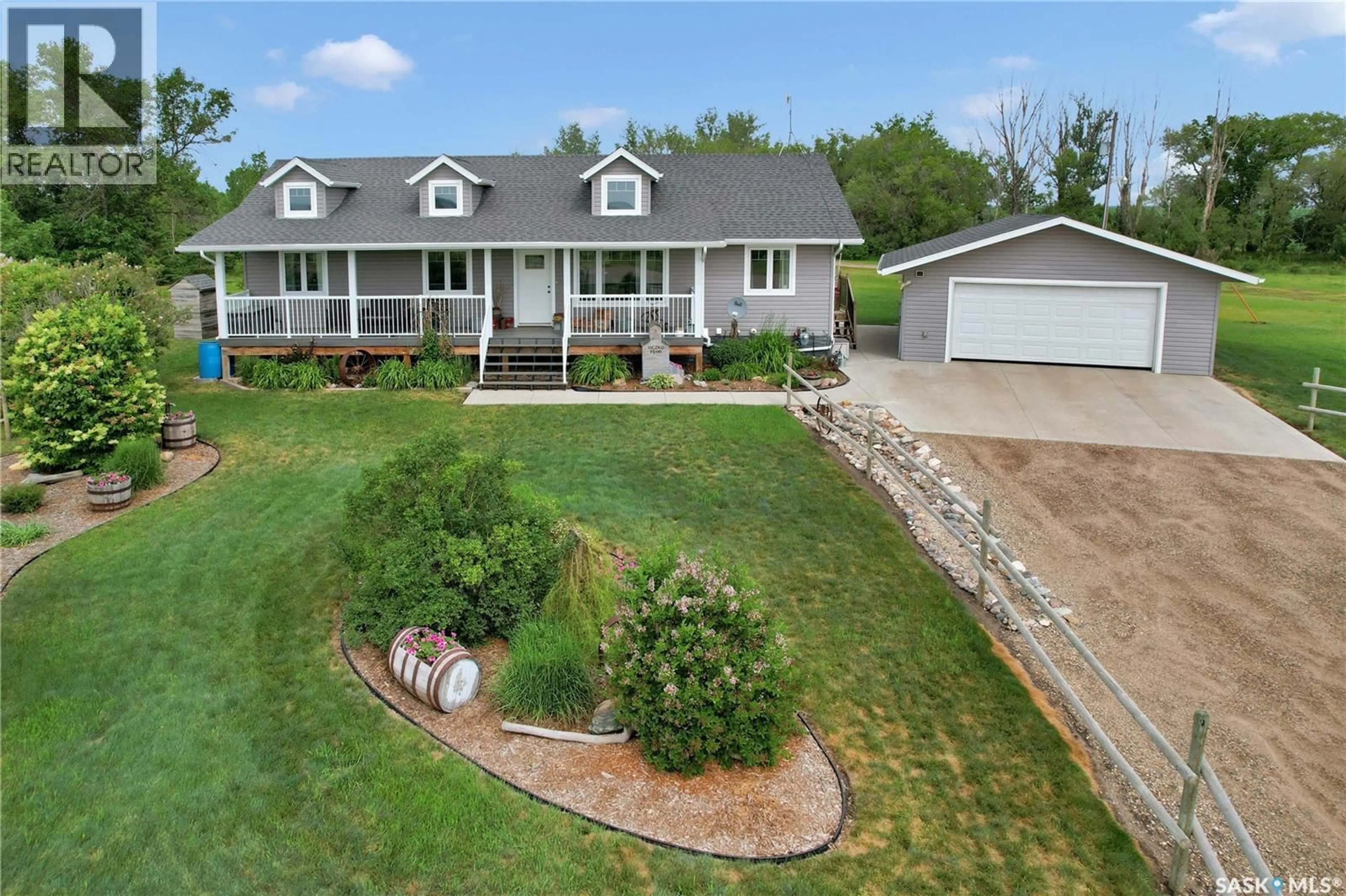 A pic from outside/outdoor area/front of a property/back of a property/a pic from drone, unknown for RIVER VALLEY VIEW ACREAGE, Corman Park Rm No. 344 Saskatchewan S0K4S0