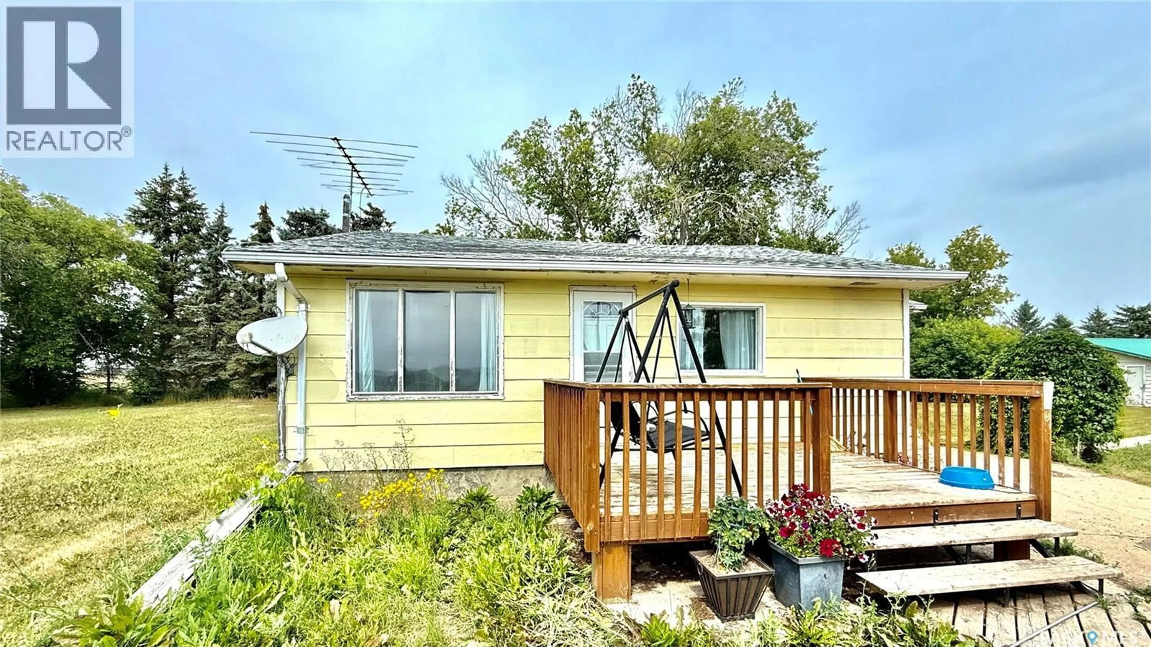 Home with vinyl exterior material, unknown for MELVILLE ACREAGE, Melville Saskatchewan S0A2P0
