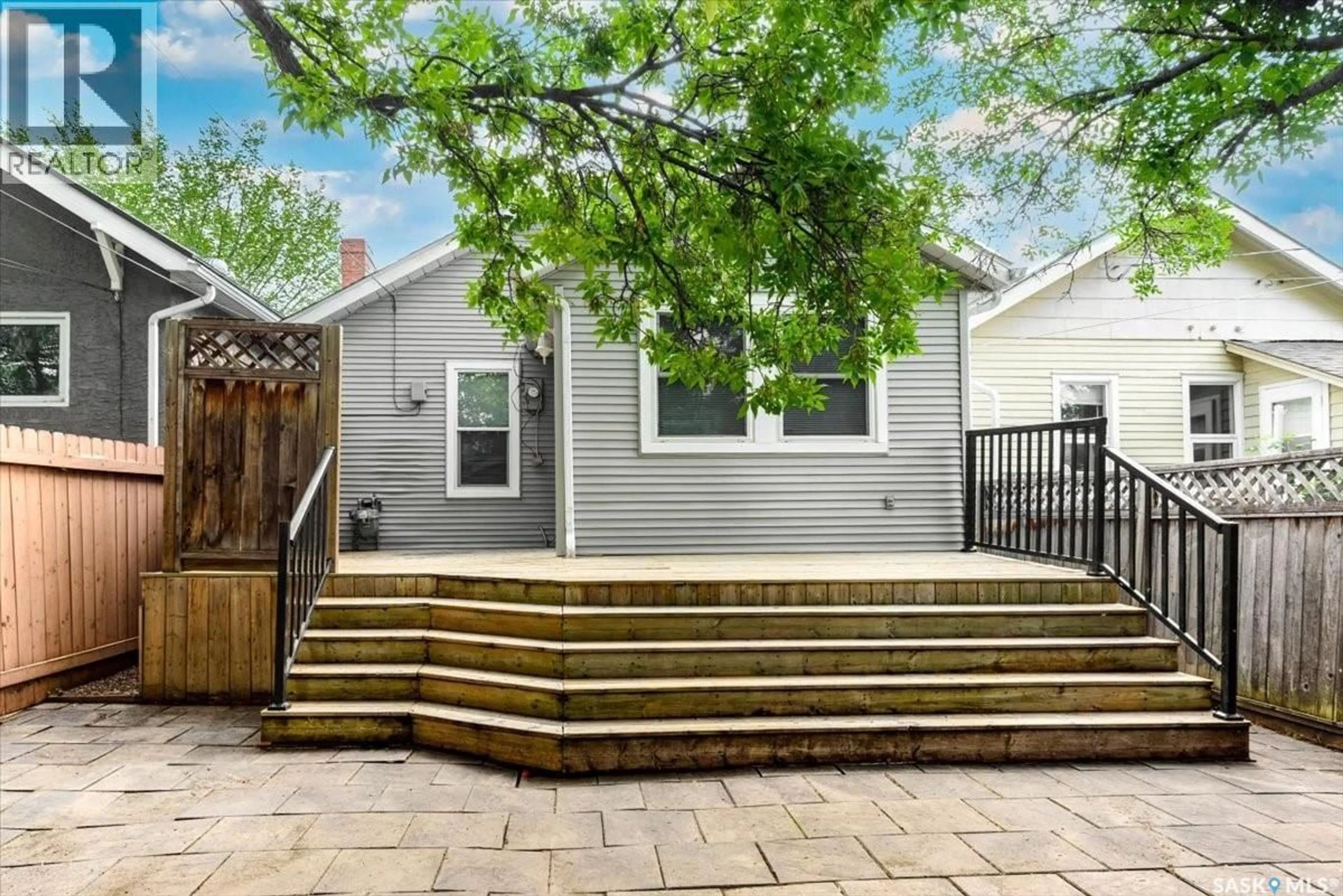 Patio, street for 2156 QUEEN STREET, Regina Saskatchewan S4T4C3