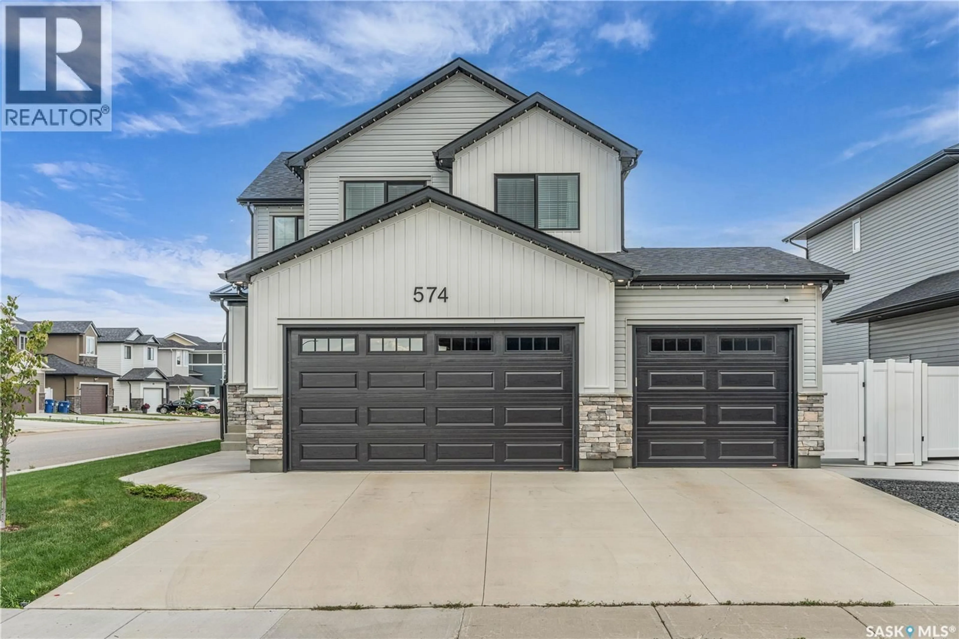 Unknown for 574 BURGESS CRESCENT, Saskatoon Saskatchewan S7V0W6