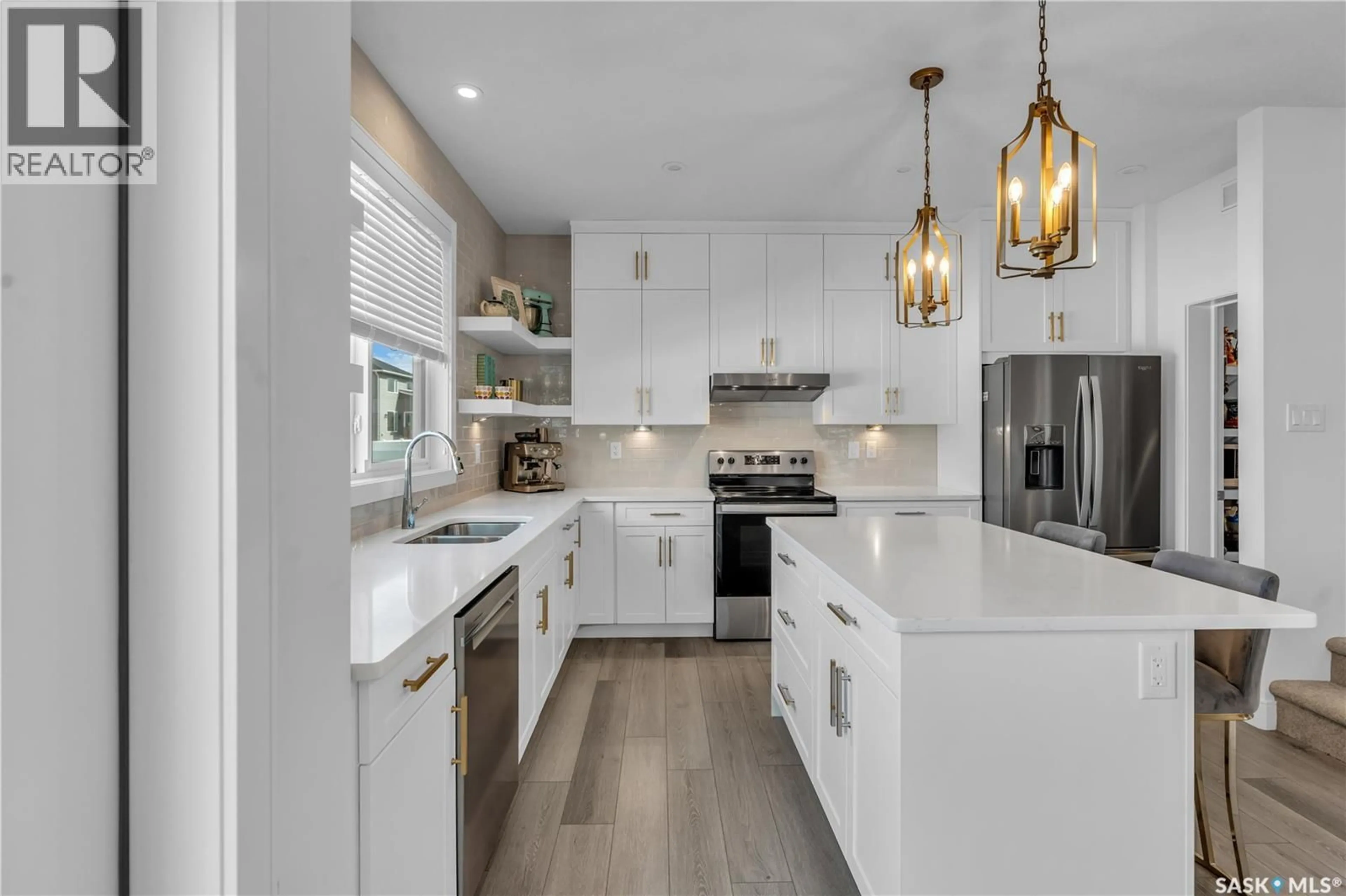 Open concept kitchen, ceramic/tile floor for 574 BURGESS CRESCENT, Saskatoon Saskatchewan S7V0W6