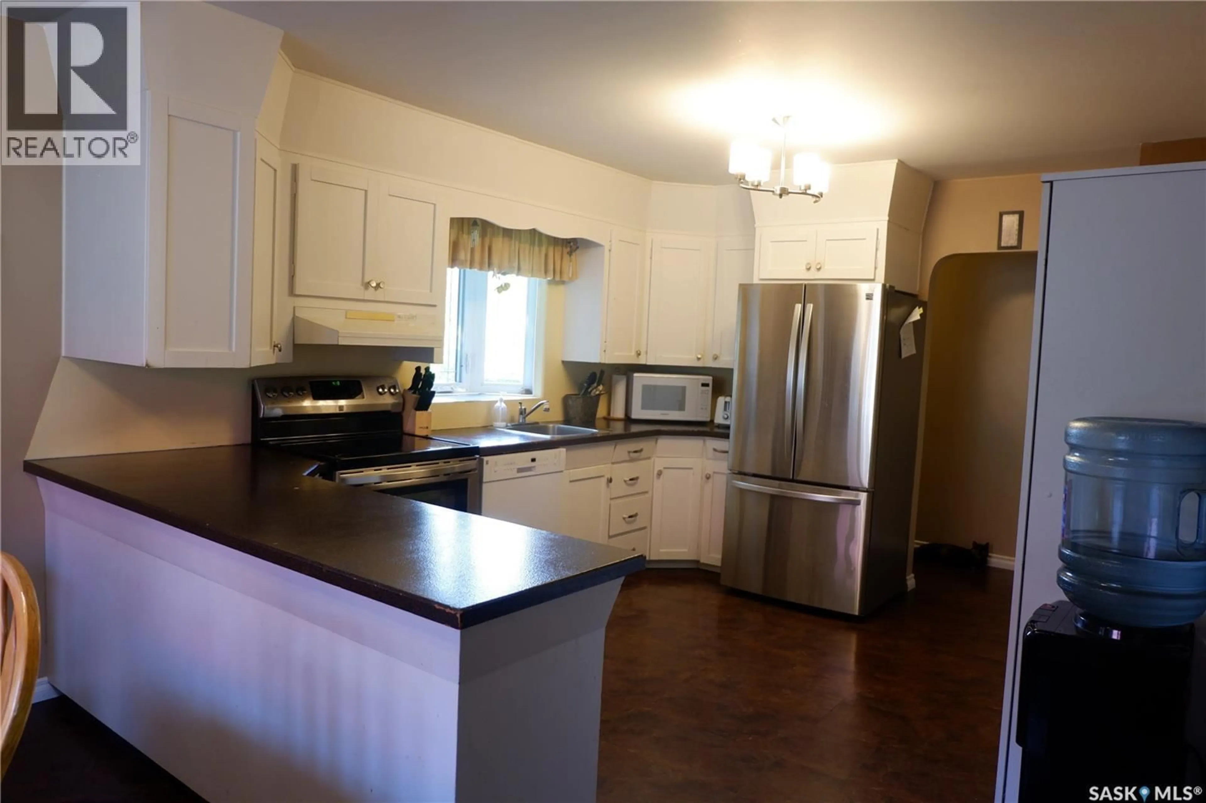 Open concept kitchen, unknown for 314 COLUMBUS DRIVE, Rockglen Saskatchewan S0H3R0