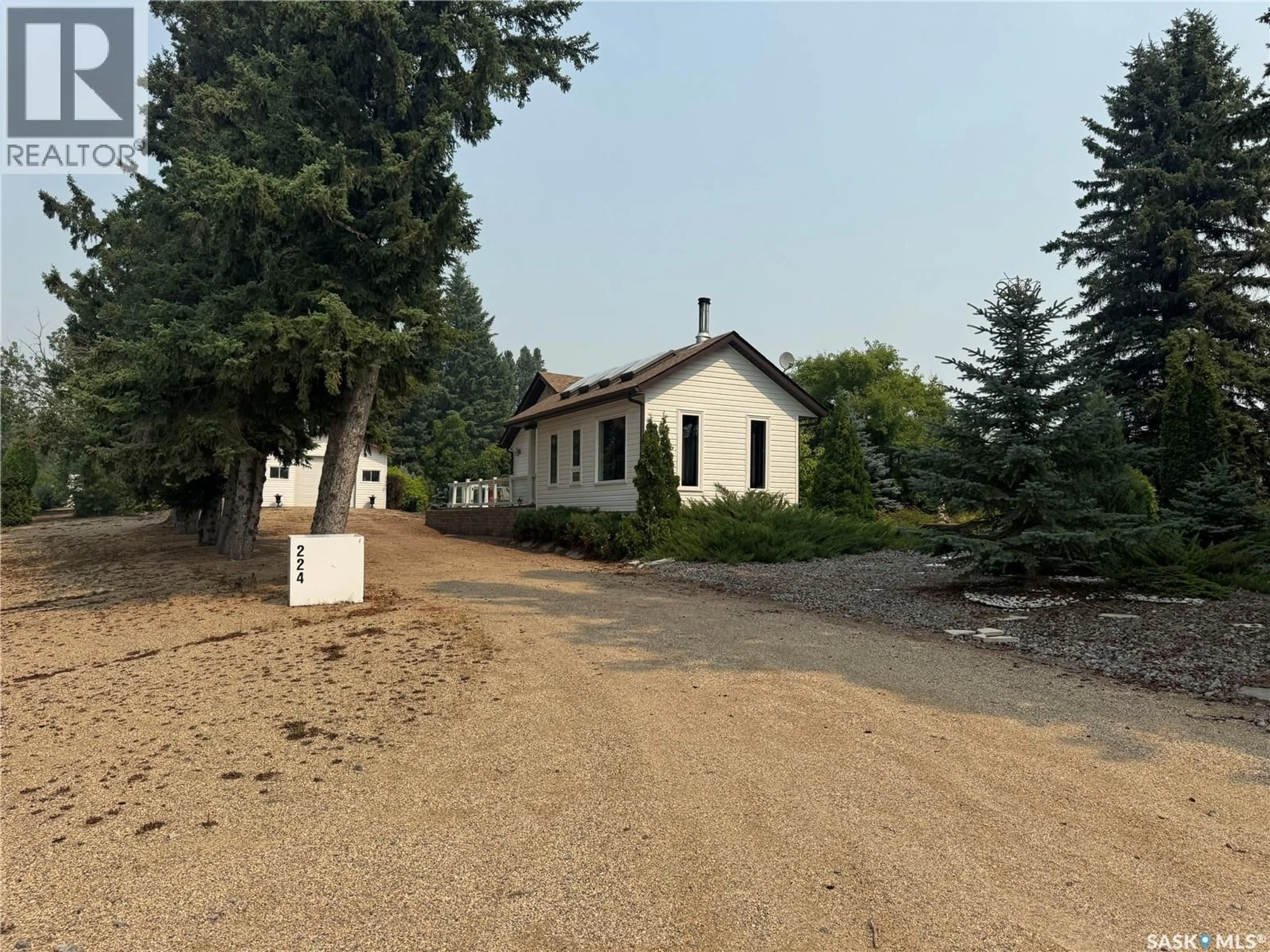 A pic from outside/outdoor area/front of a property/back of a property/a pic from drone, unknown for 224 SERVICE ROAD, Norquay Saskatchewan S0A2V0