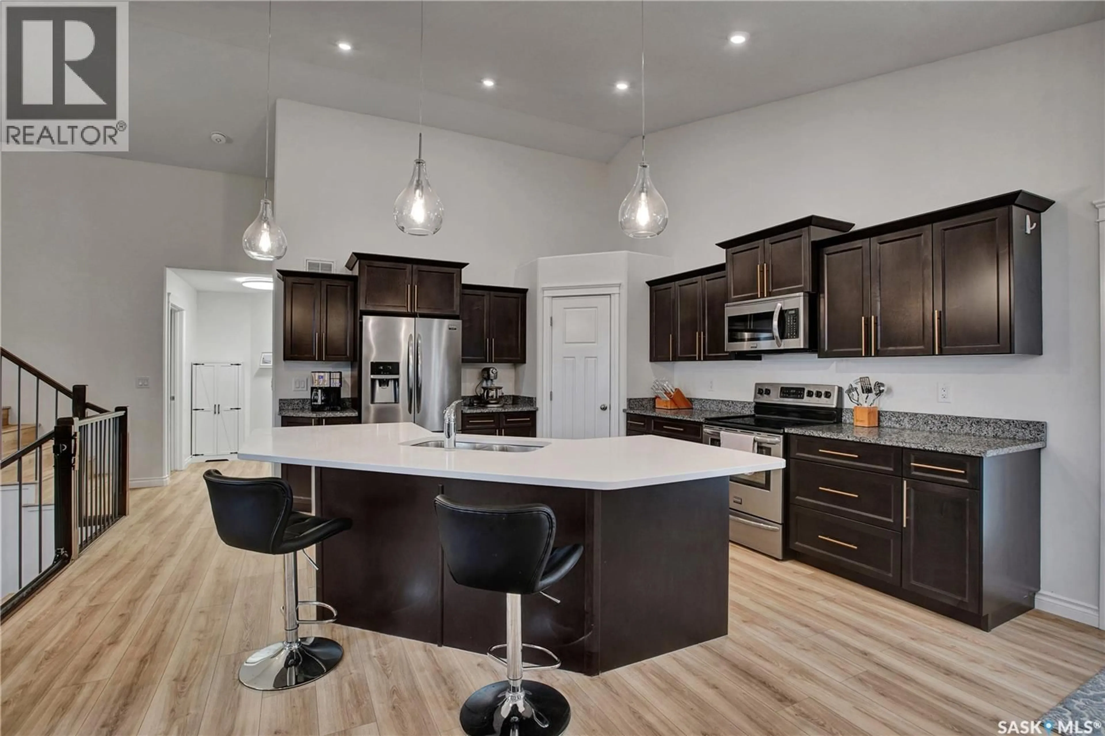 Open concept kitchen, unknown for 612 EVERGREEN TERRACE, Warman Saskatchewan S0K4S2