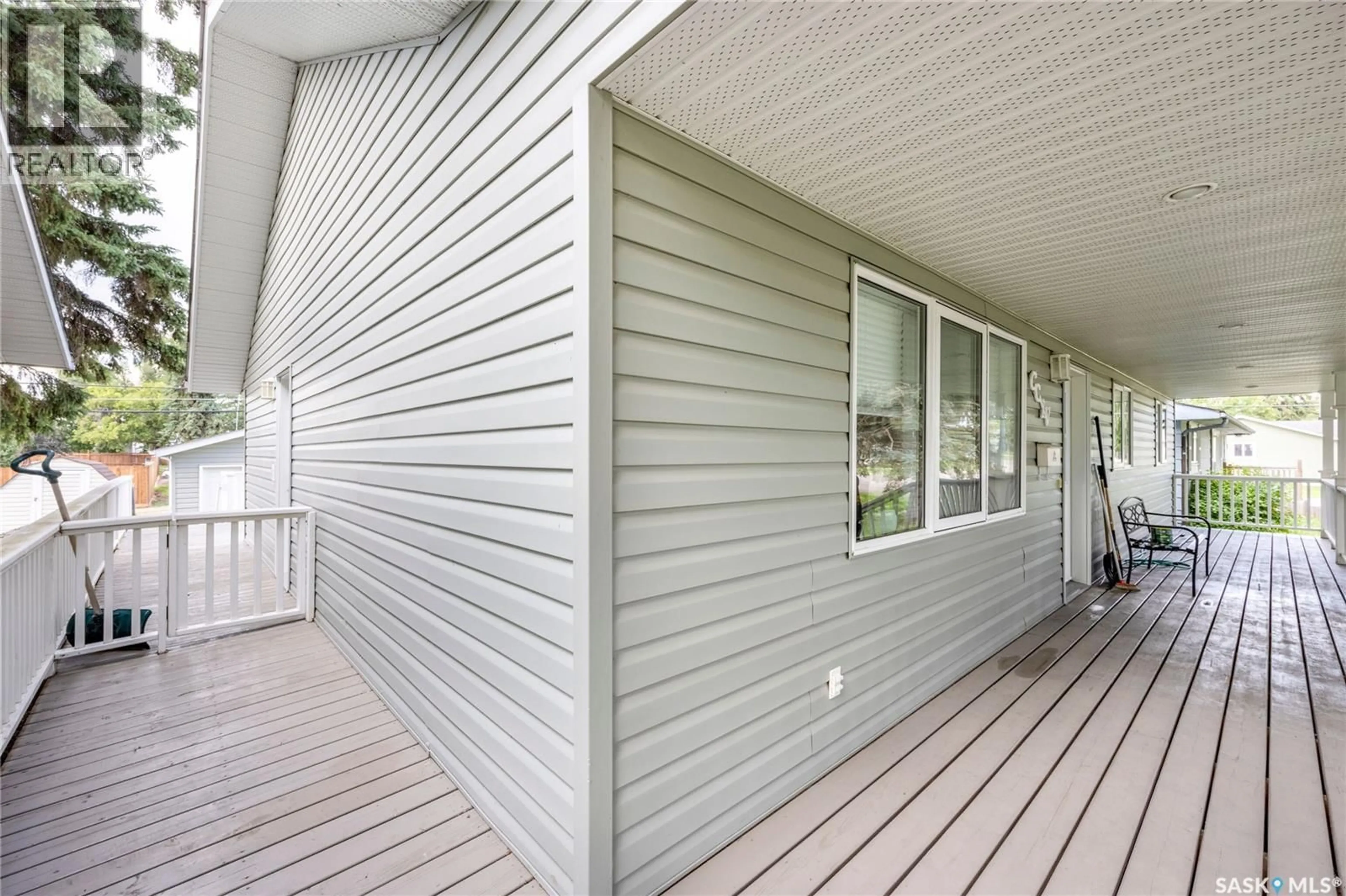Home with vinyl exterior material, unknown for 215 2ND STREET, Langham Saskatchewan S0K2L0