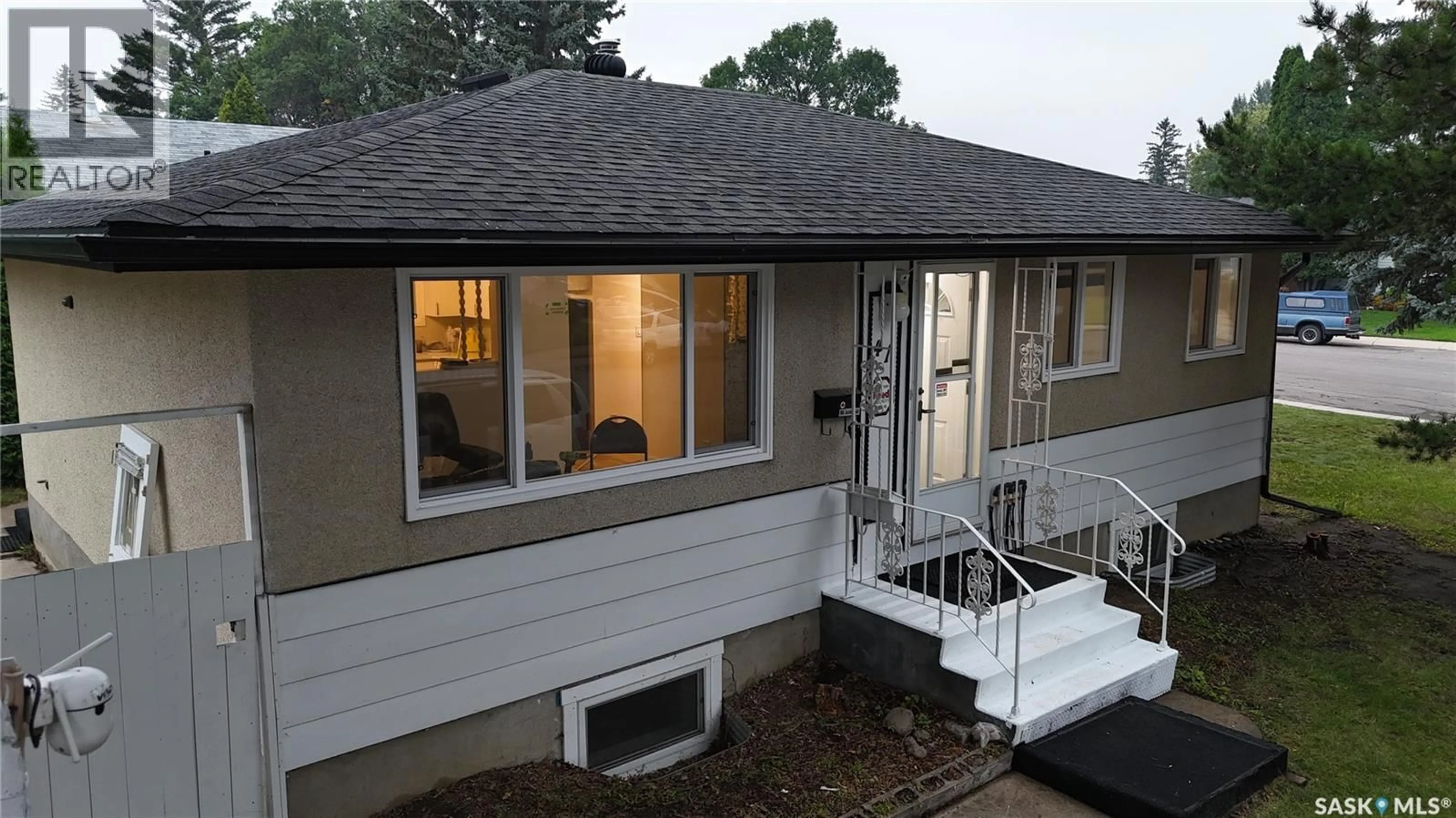 Home with vinyl exterior material, street for 41 CARTIER CRESCENT, Saskatoon Saskatchewan S7L4L8