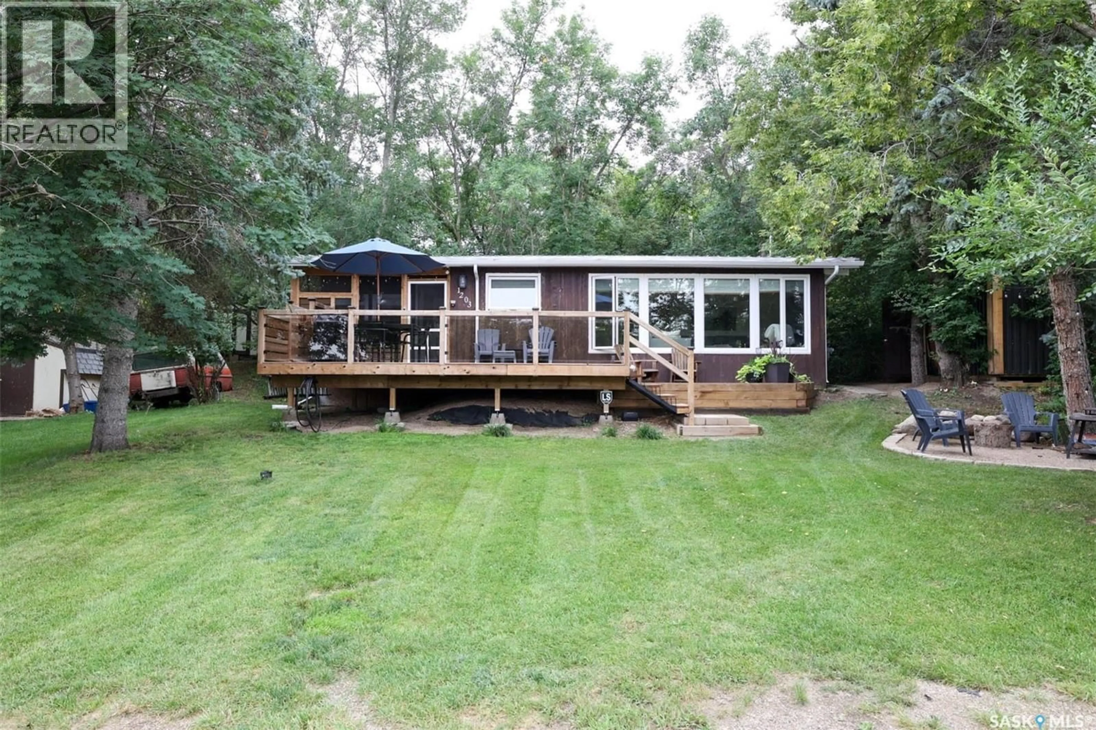 Unknown for 1203 5TH AVENUE, Regina Beach Saskatchewan S0G4C0
