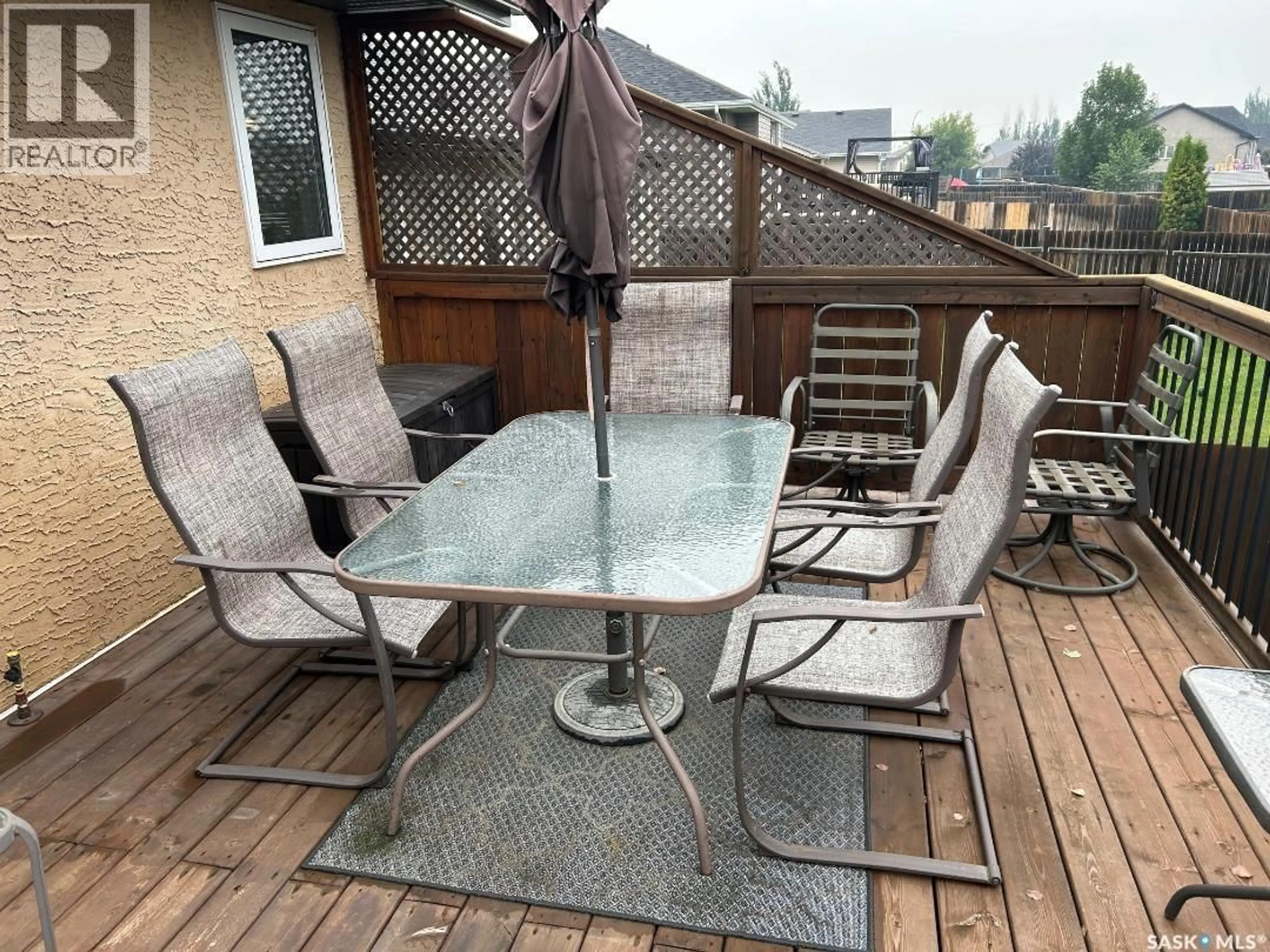 Patio, unknown for 430 BROOKLYN CRESCENT, Warman Saskatchewan S0K0A1