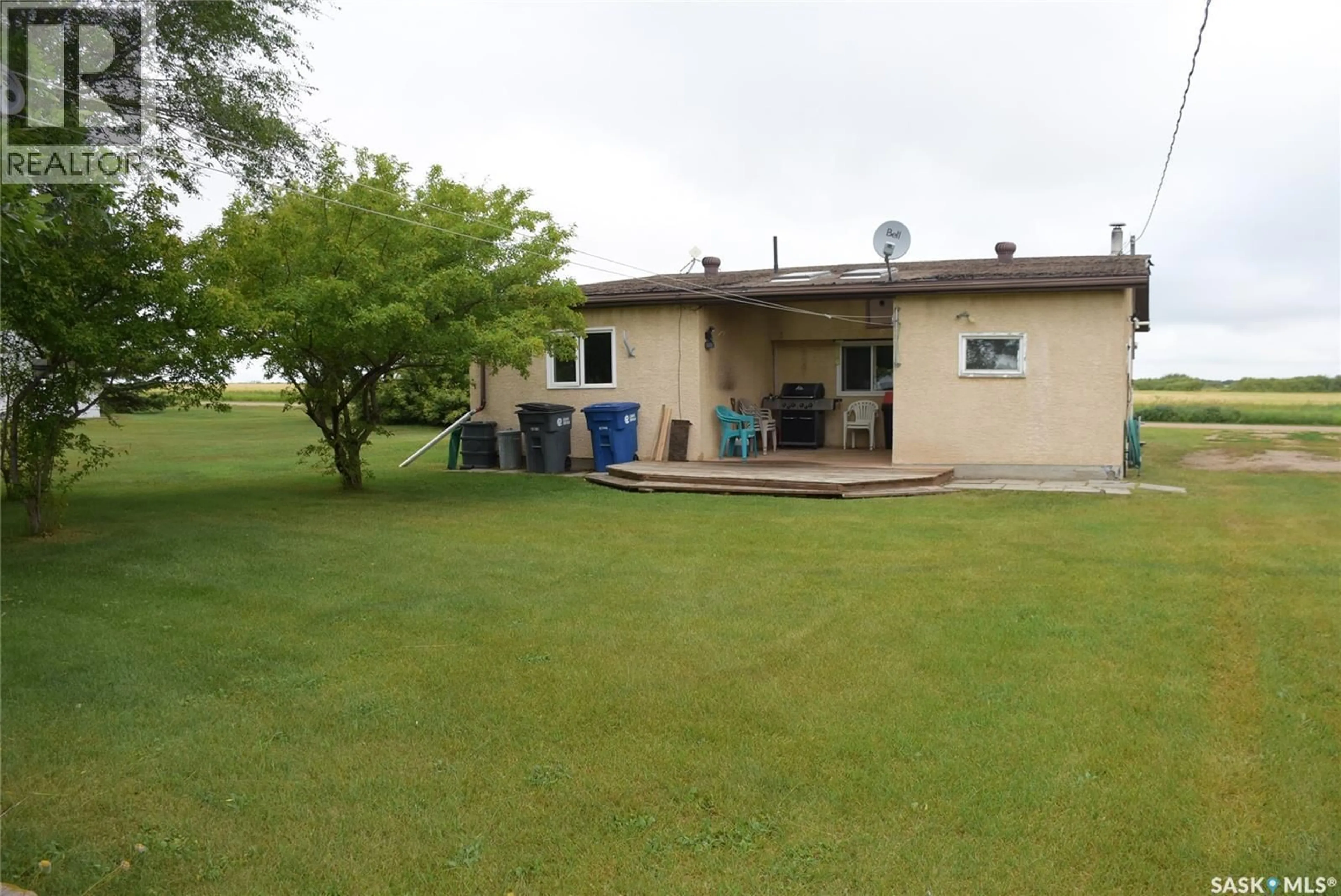 A pic from outside/outdoor area/front of a property/back of a property/a pic from drone, unknown for 5 3RD AVENUE, South Qu'Appelle Rm No. 157 Saskatchewan S0G1L0