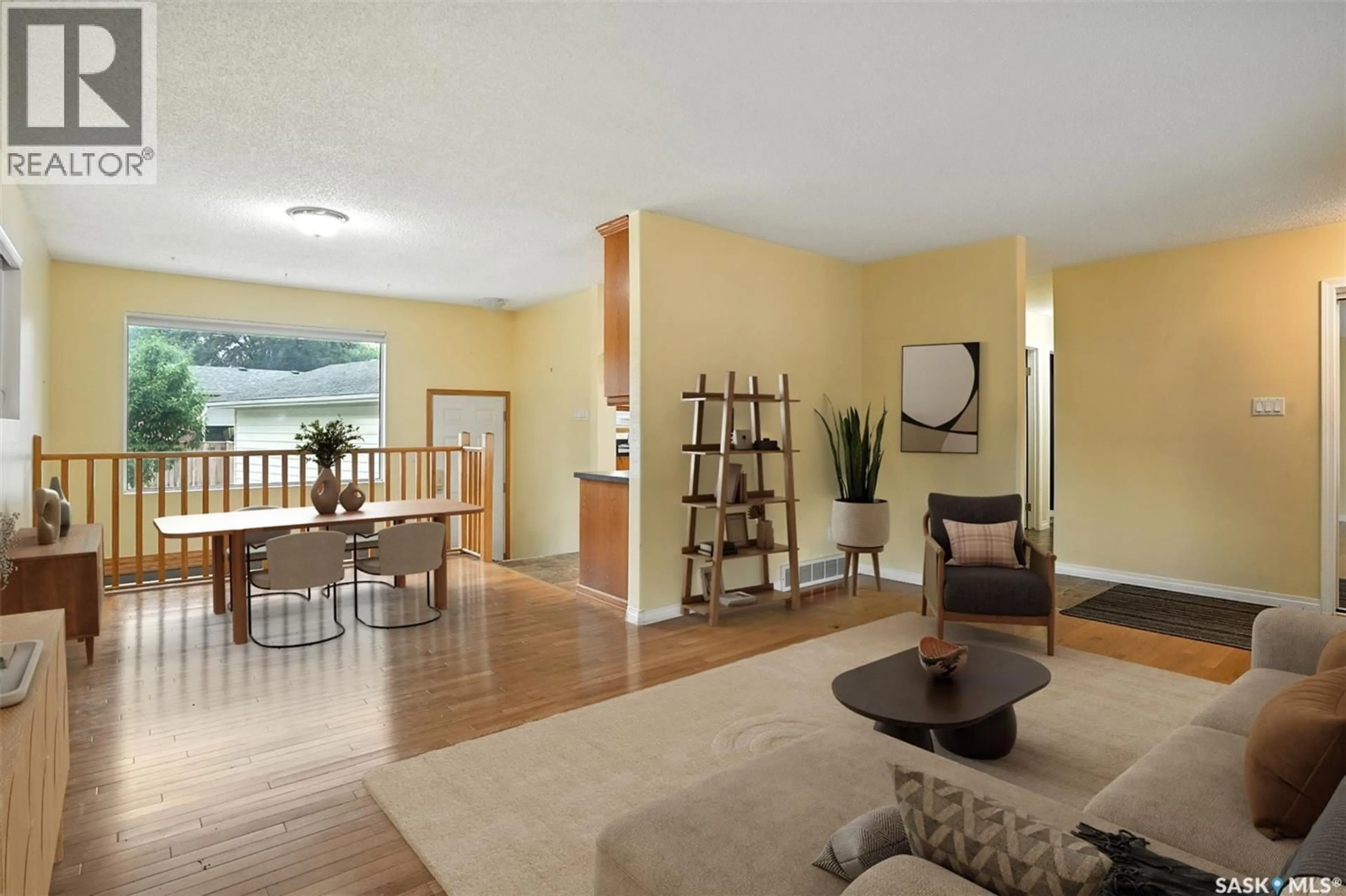 Unknown for 2210 EASTHILL, Saskatoon Saskatchewan S7J3E2