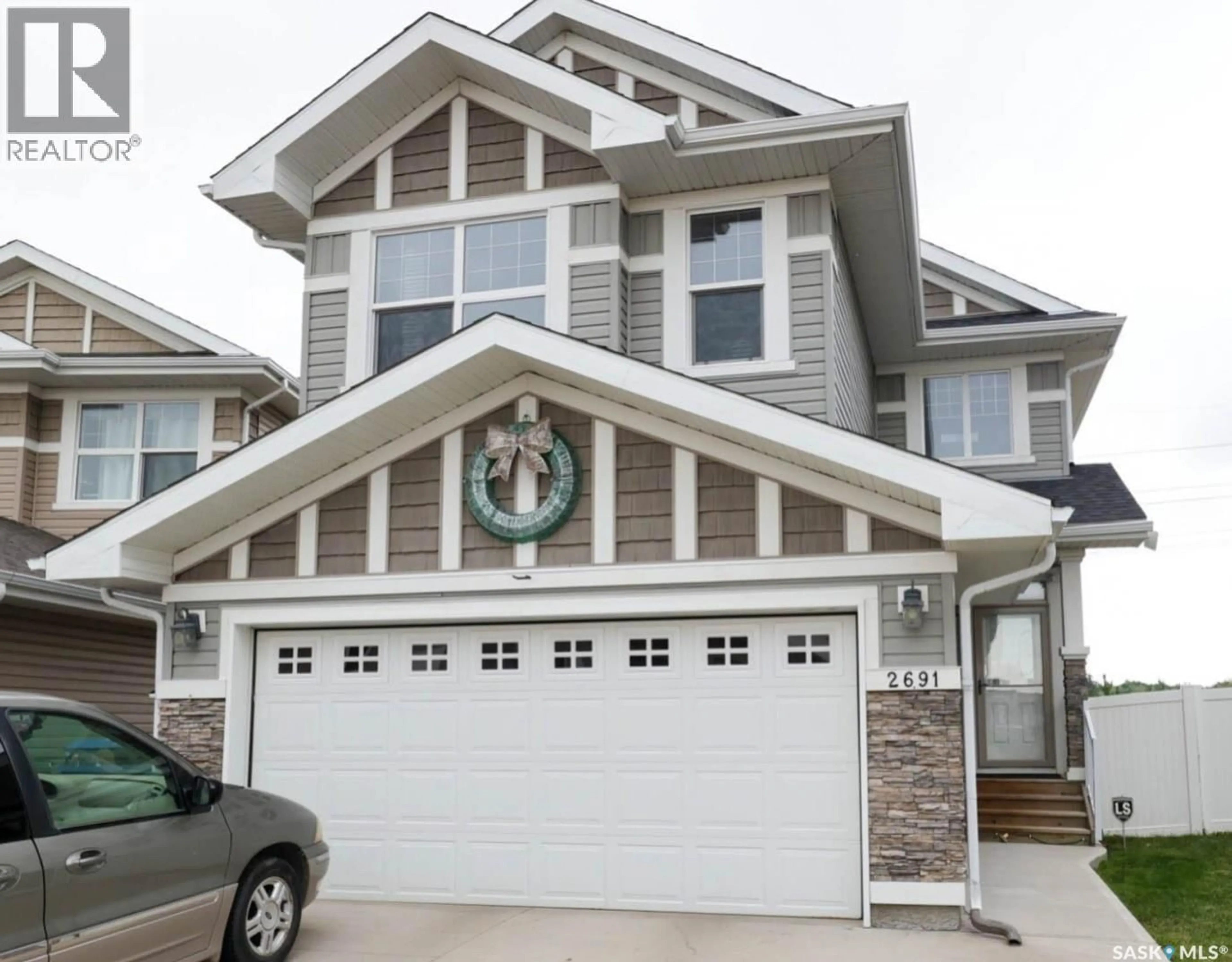 Home with vinyl exterior material, street for 2691 MAKOWSKY CRESCENT, Regina Saskatchewan S4X0M5